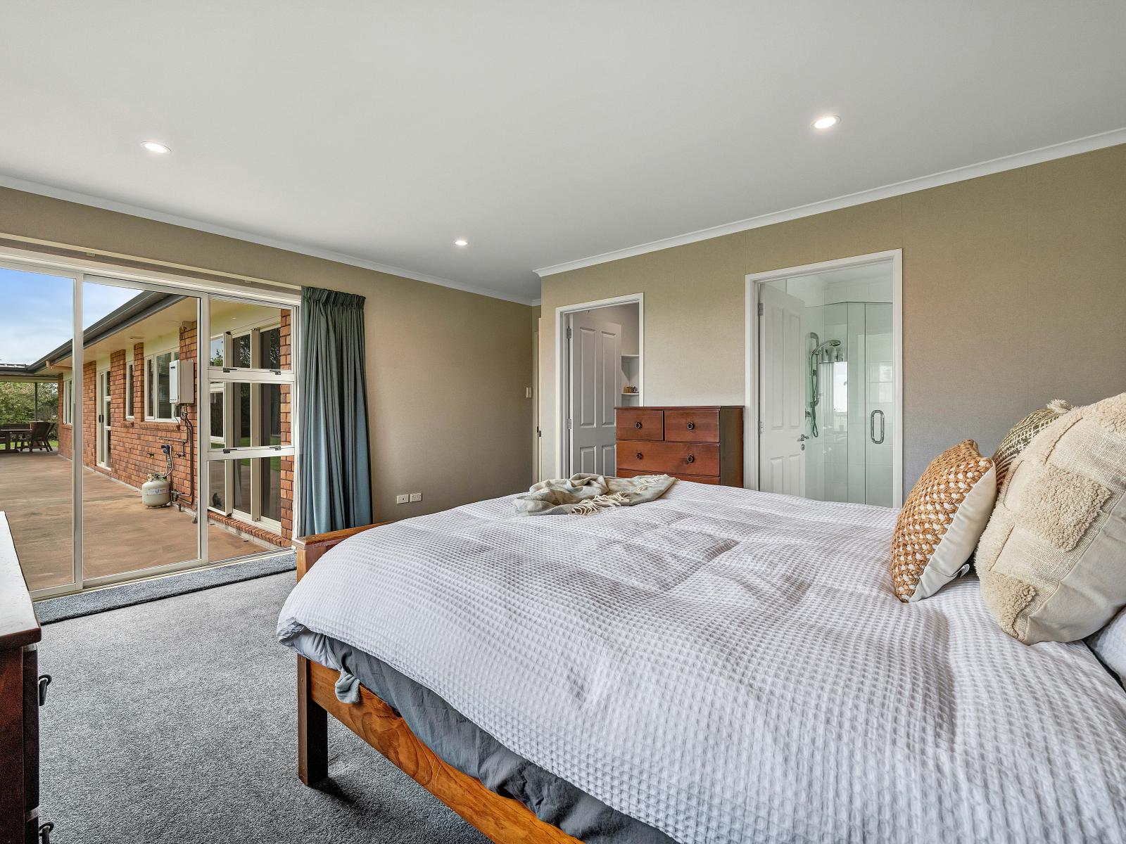 550 Mountain Road, Lepperton