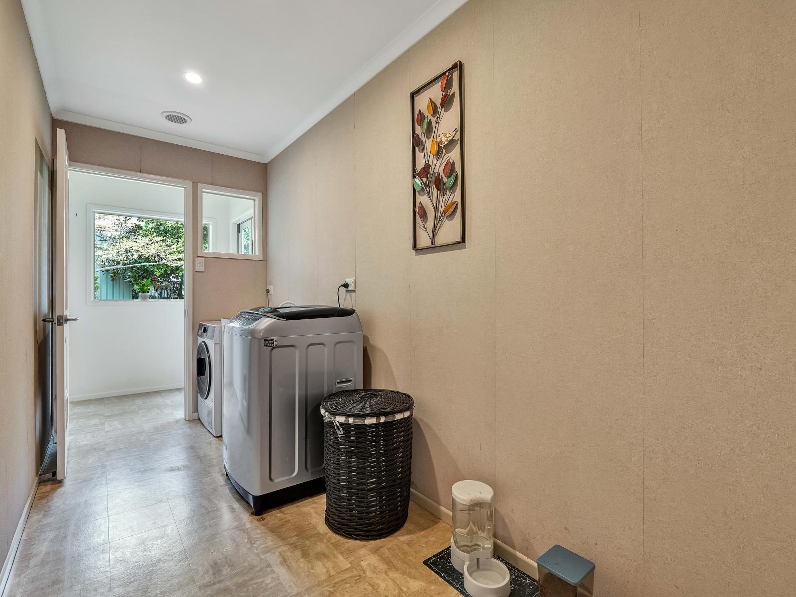 550 Mountain Road, Lepperton