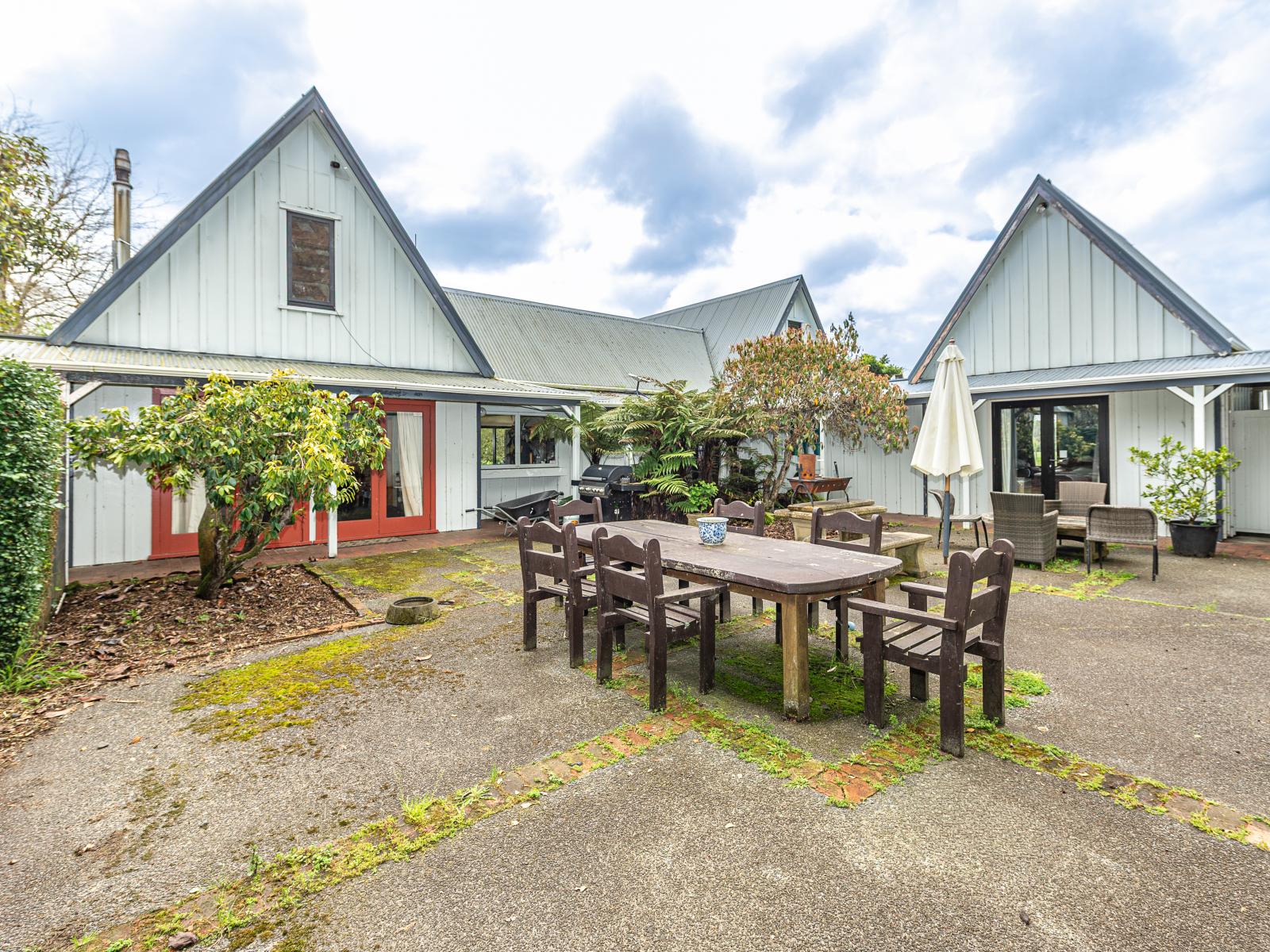 275 Parahaki Road, Waverley