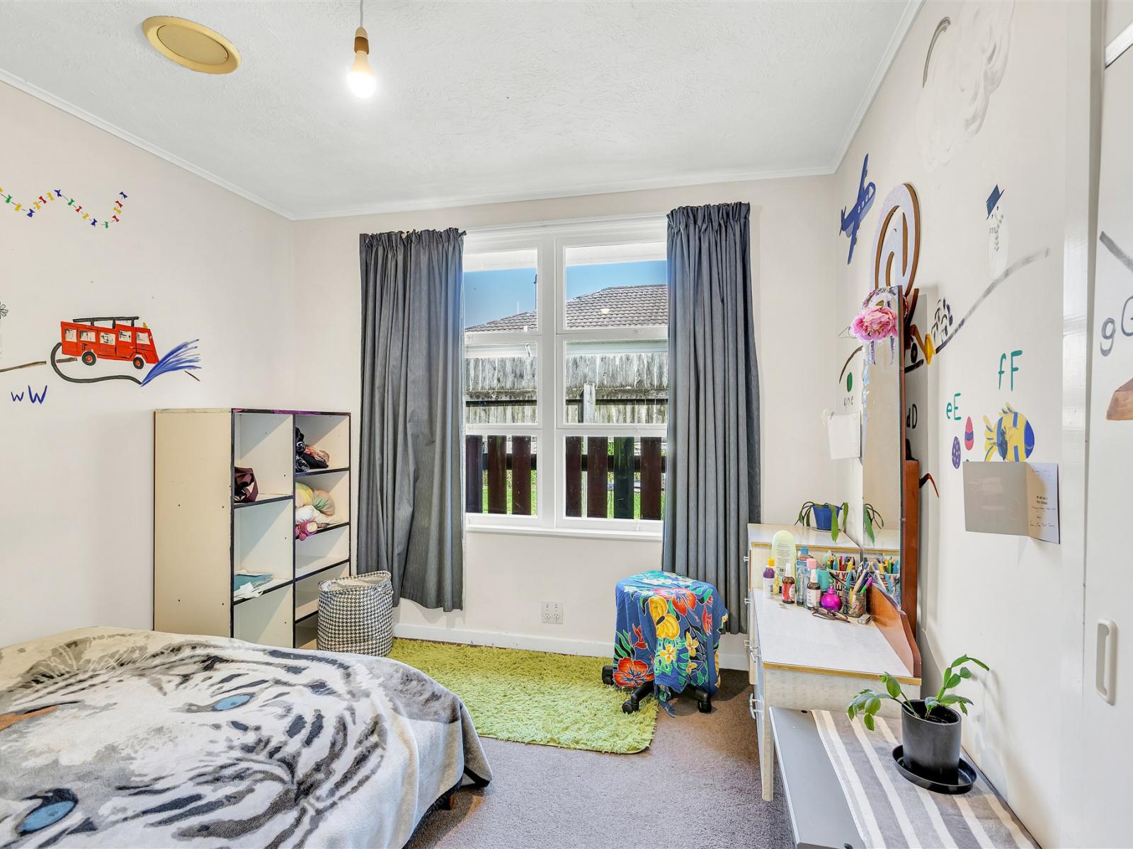 40A Henley Street, Westport