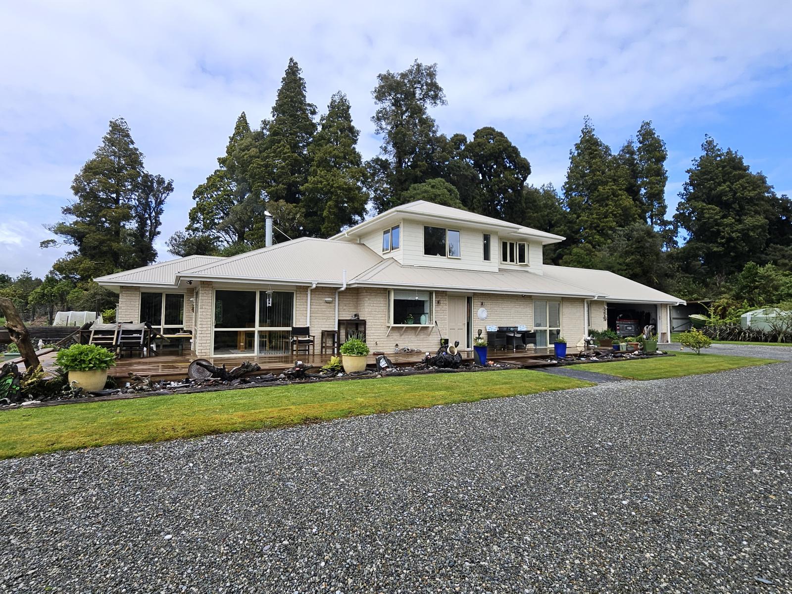 233 Taramakau Highway, Kumara Junction