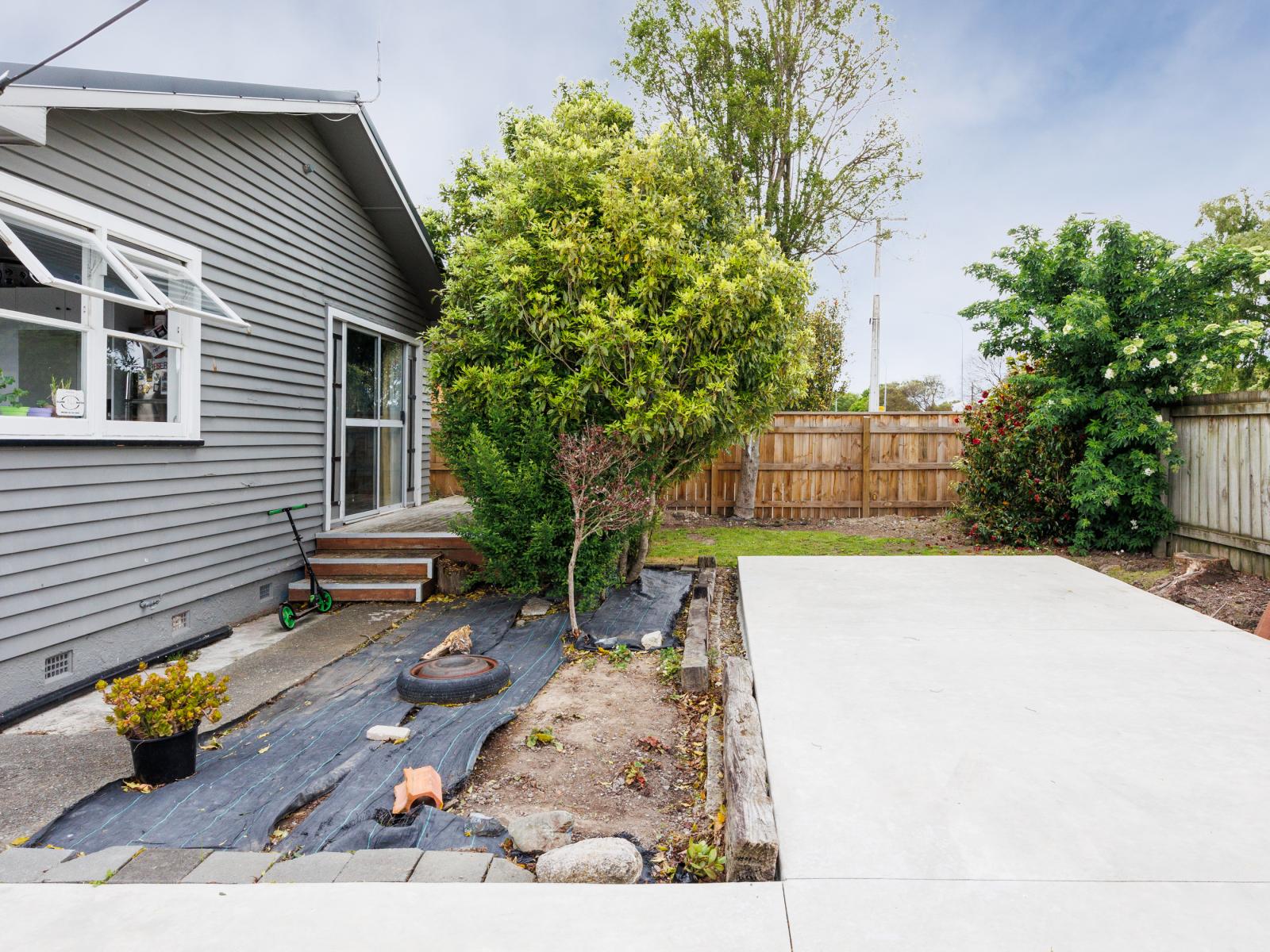510 Pioneer Highway, Highbury