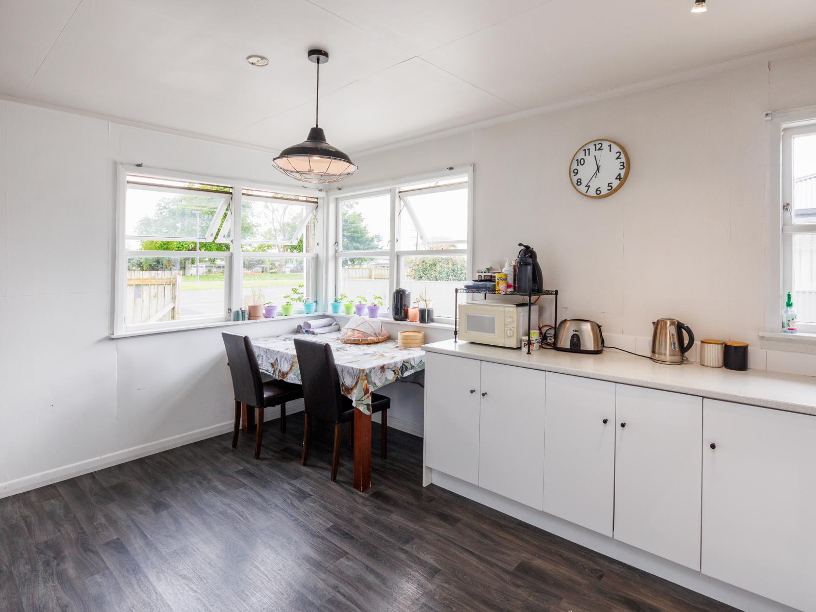 510 Pioneer Highway, Highbury