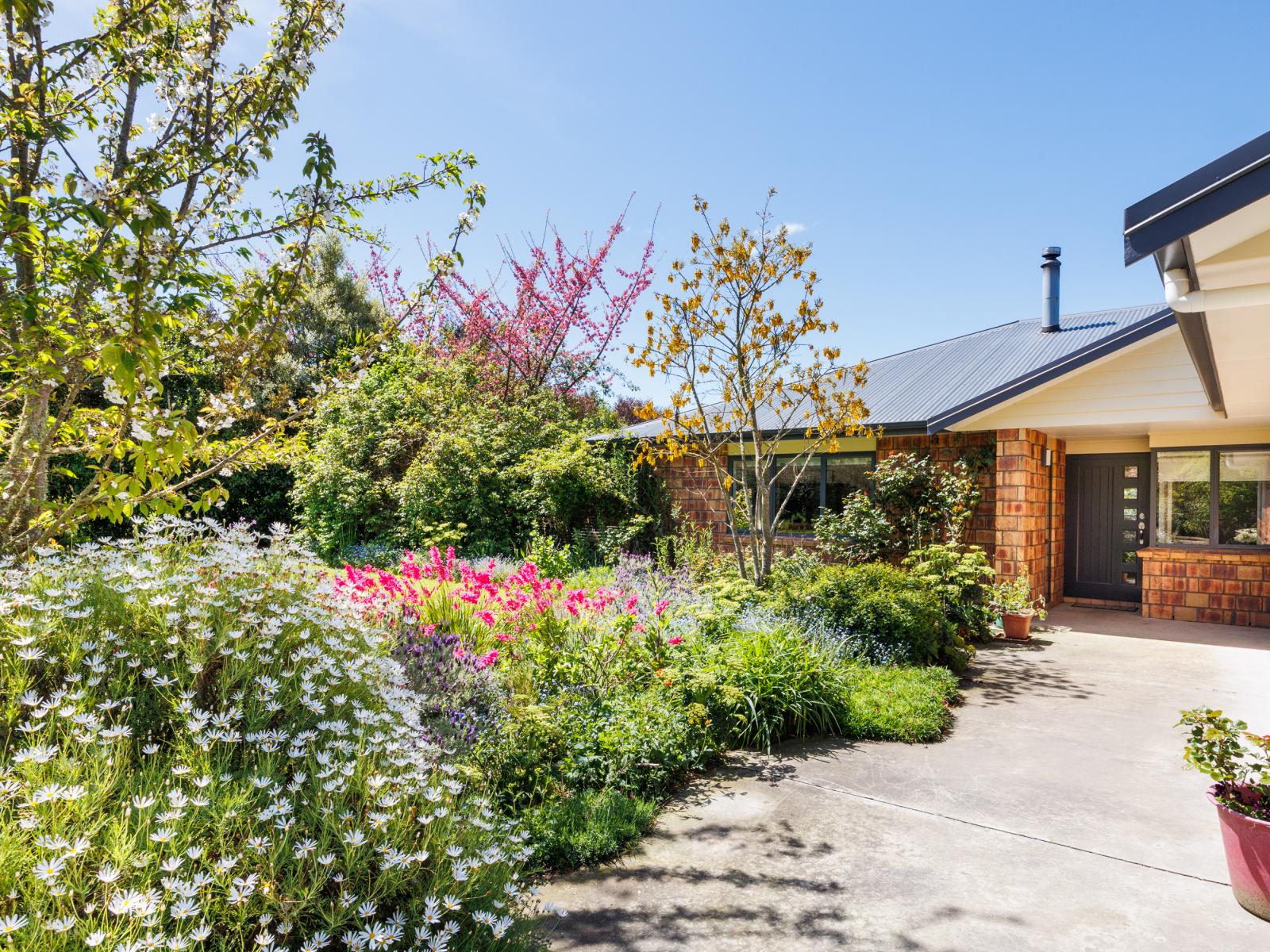 946F Finnis Road, Pohangina