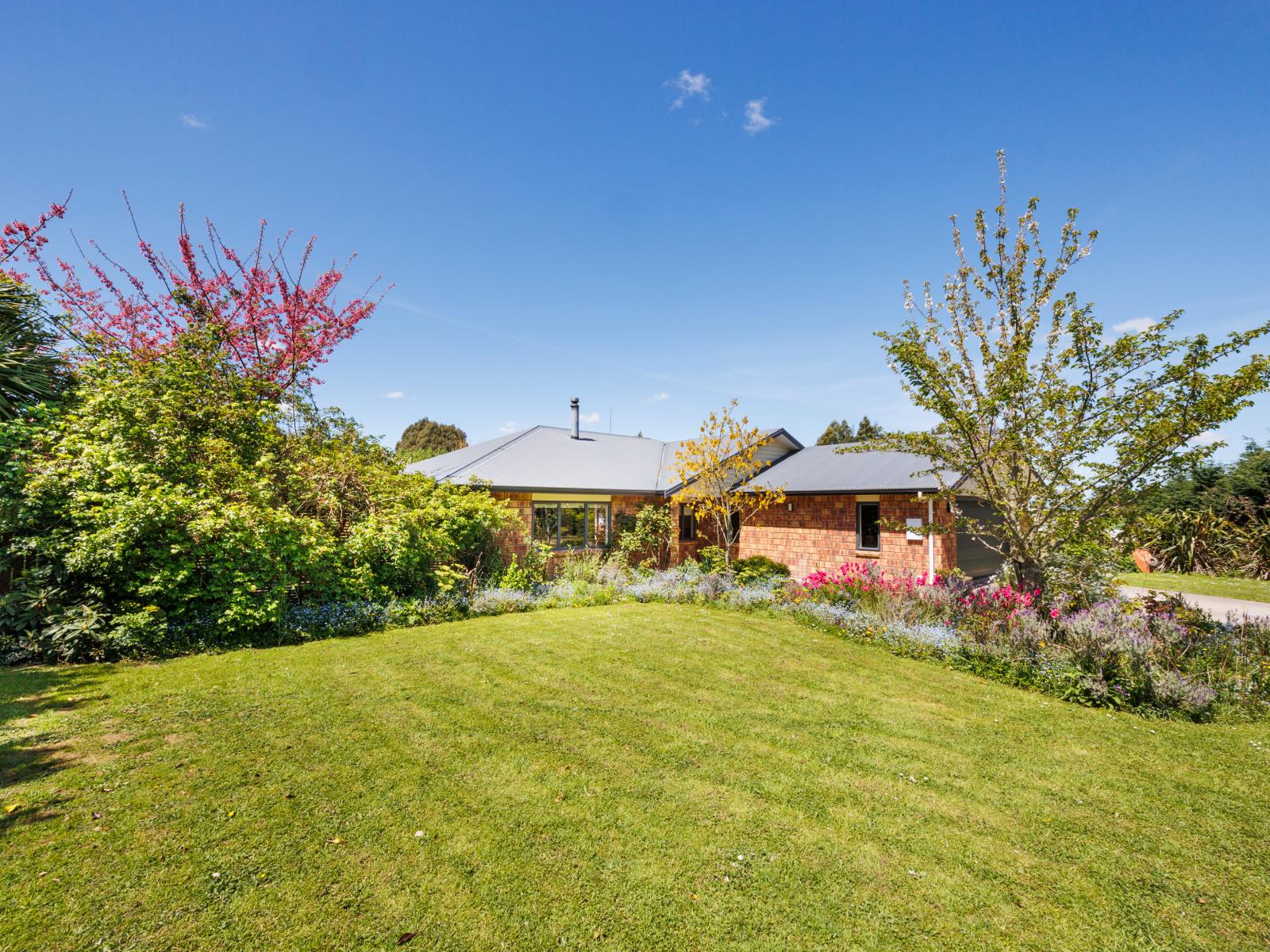 946F Finnis Road, Pohangina