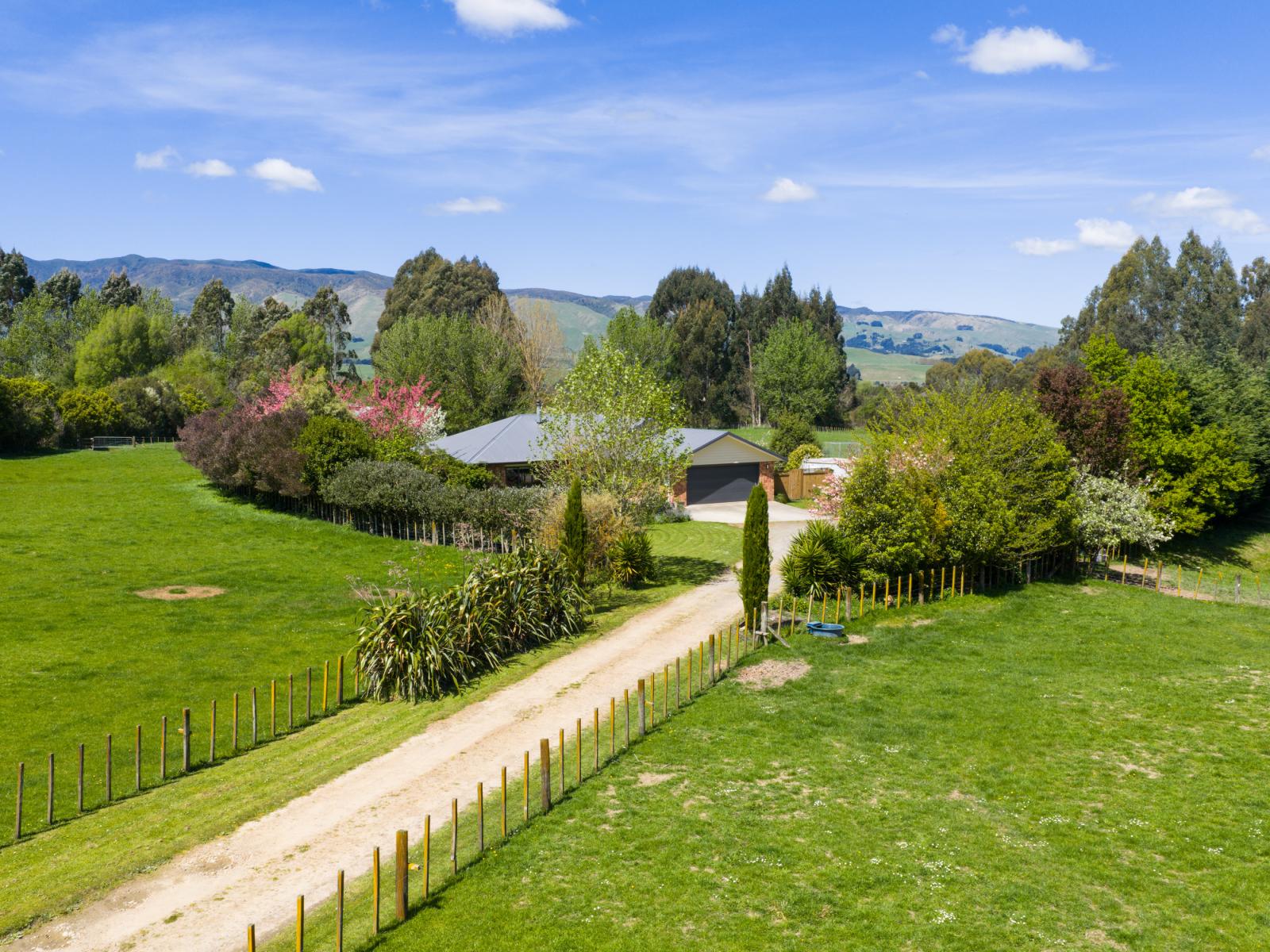 946F Finnis Road, Pohangina