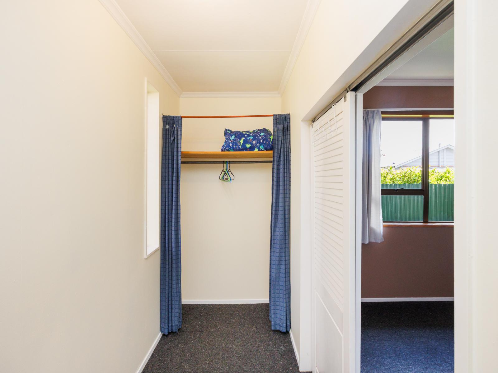 9 Shamrock Street, Takaro