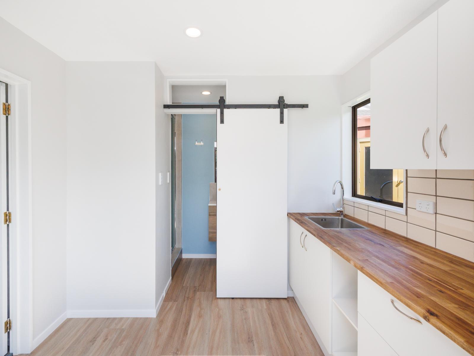 9 Shamrock Street, Takaro