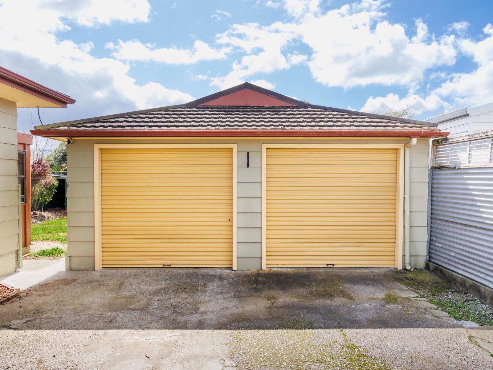 9 Shamrock Street, Takaro