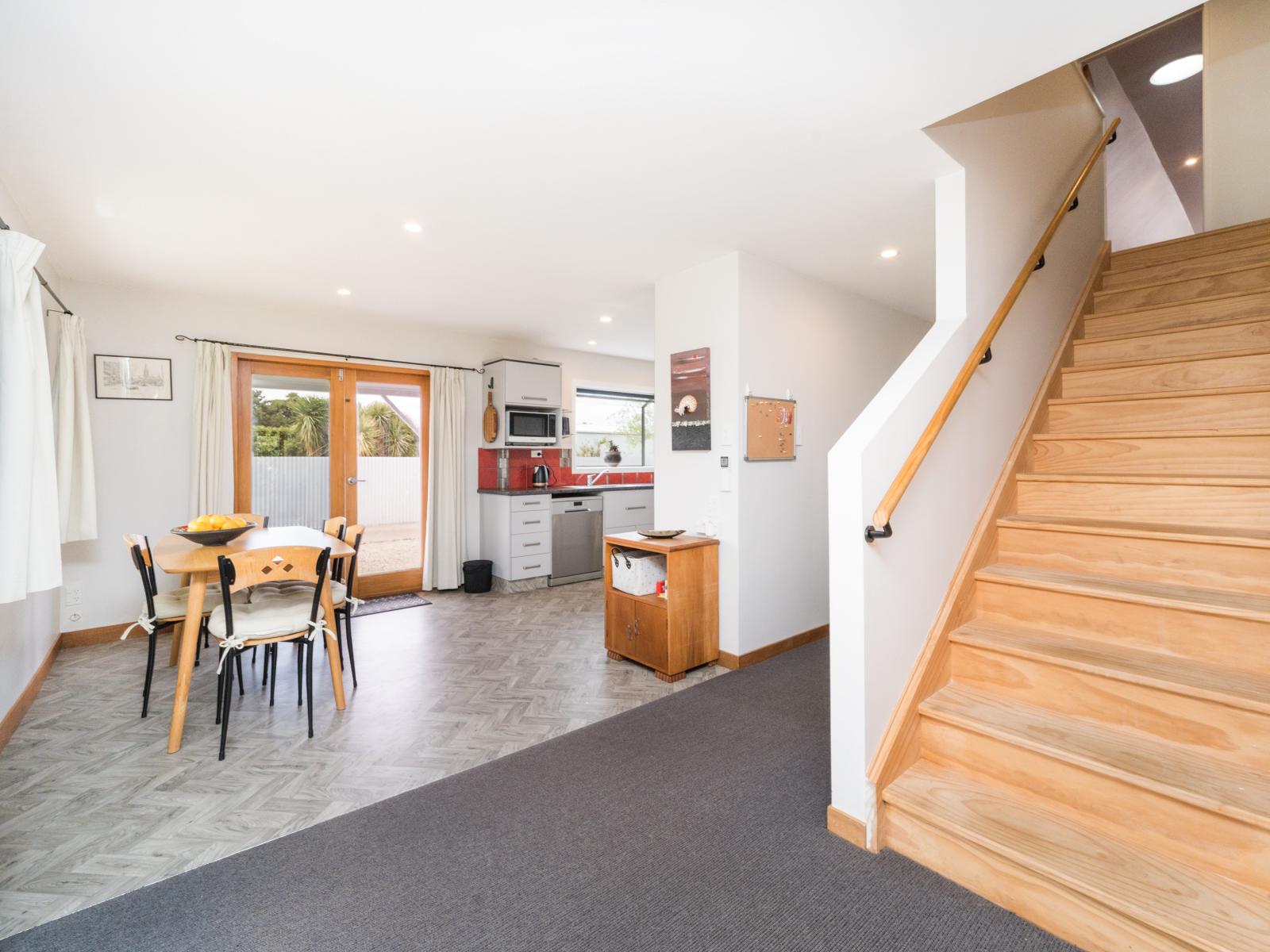 32 Pioneer Highway, Awapuni