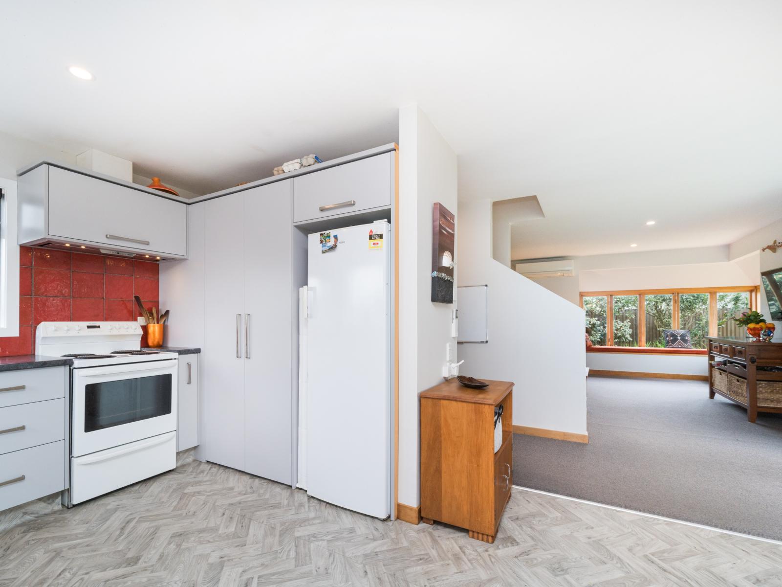 32 Pioneer Highway, Awapuni
