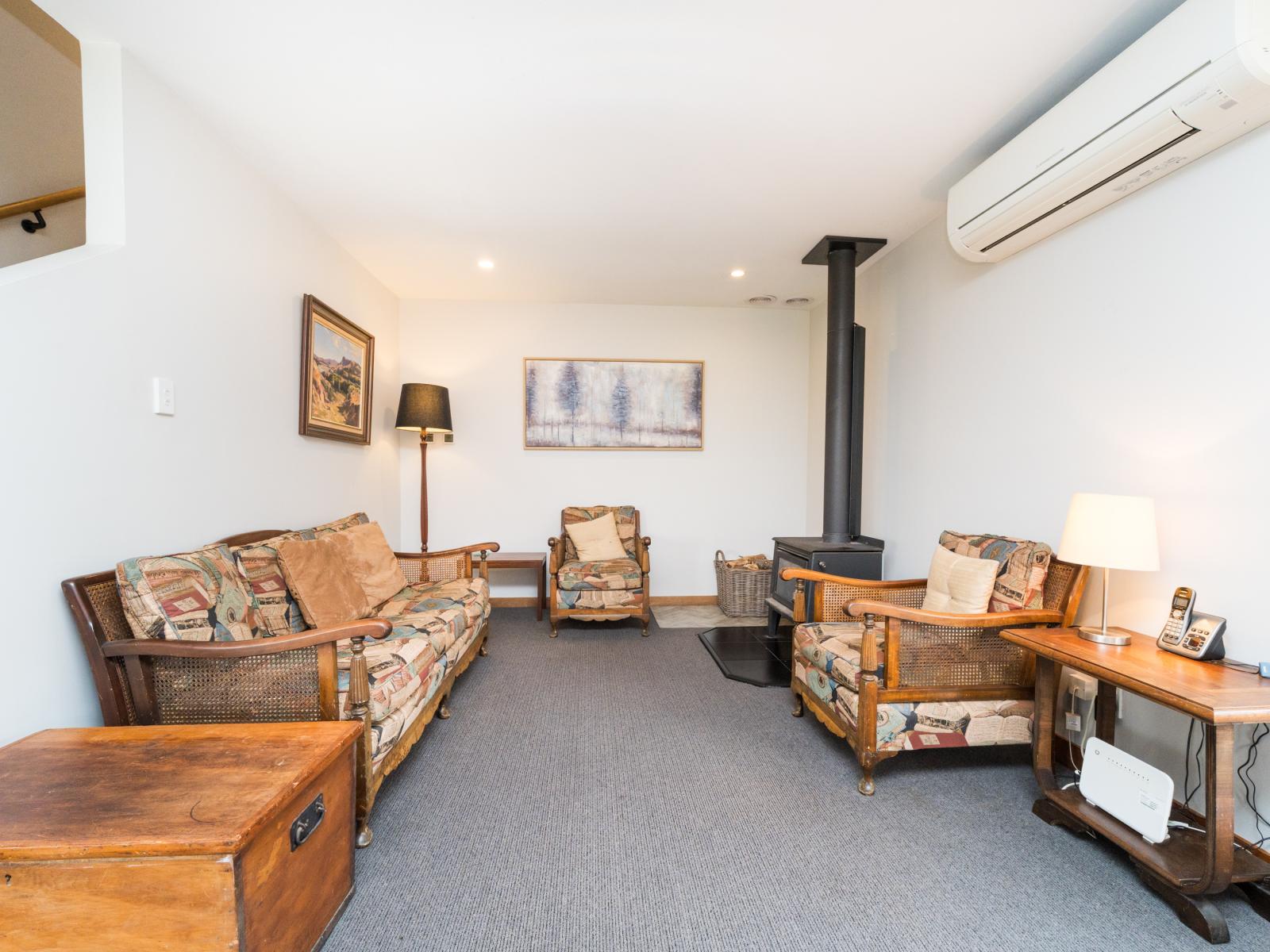 32 Pioneer Highway, Awapuni