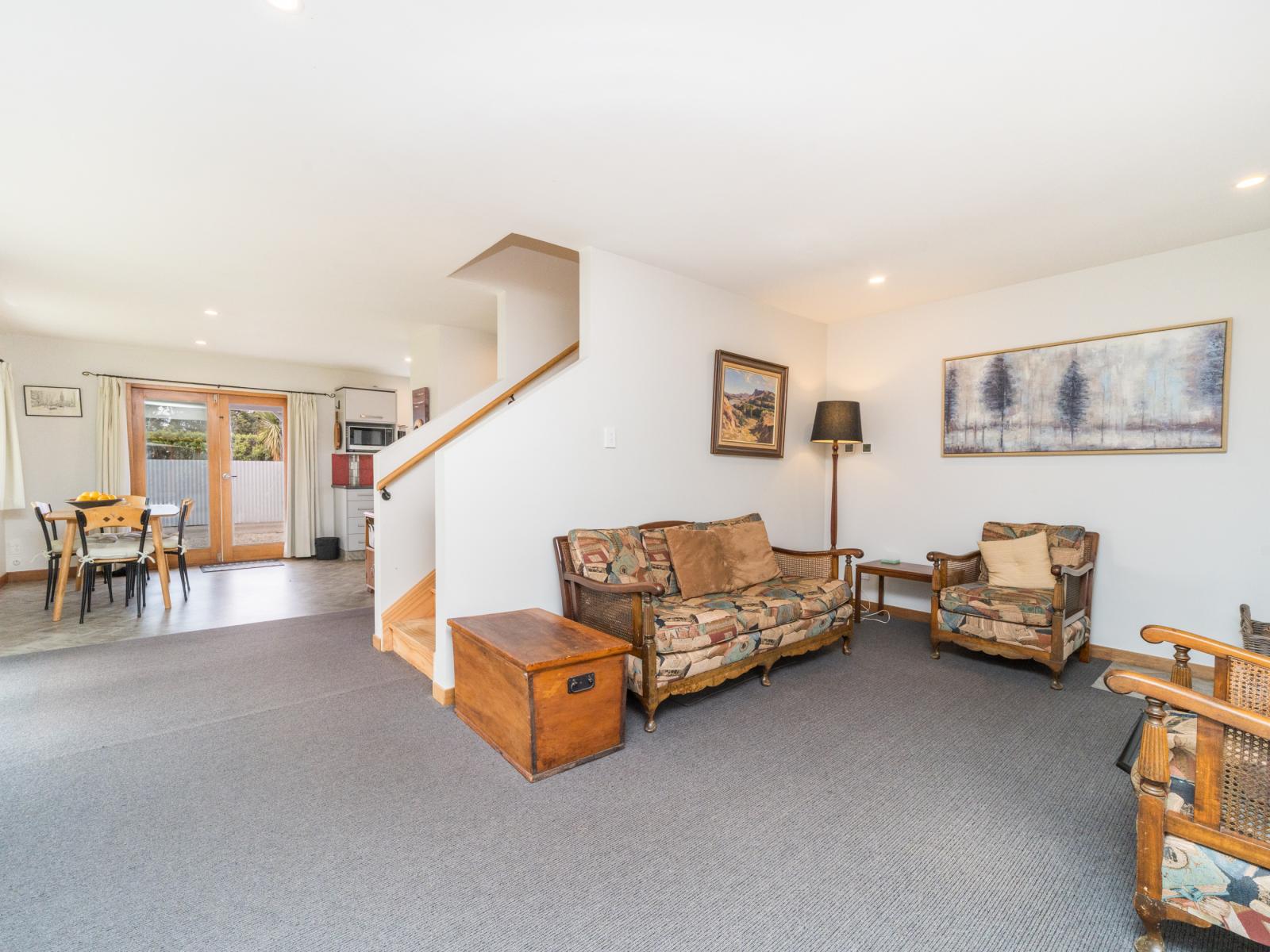 32 Pioneer Highway, Awapuni
