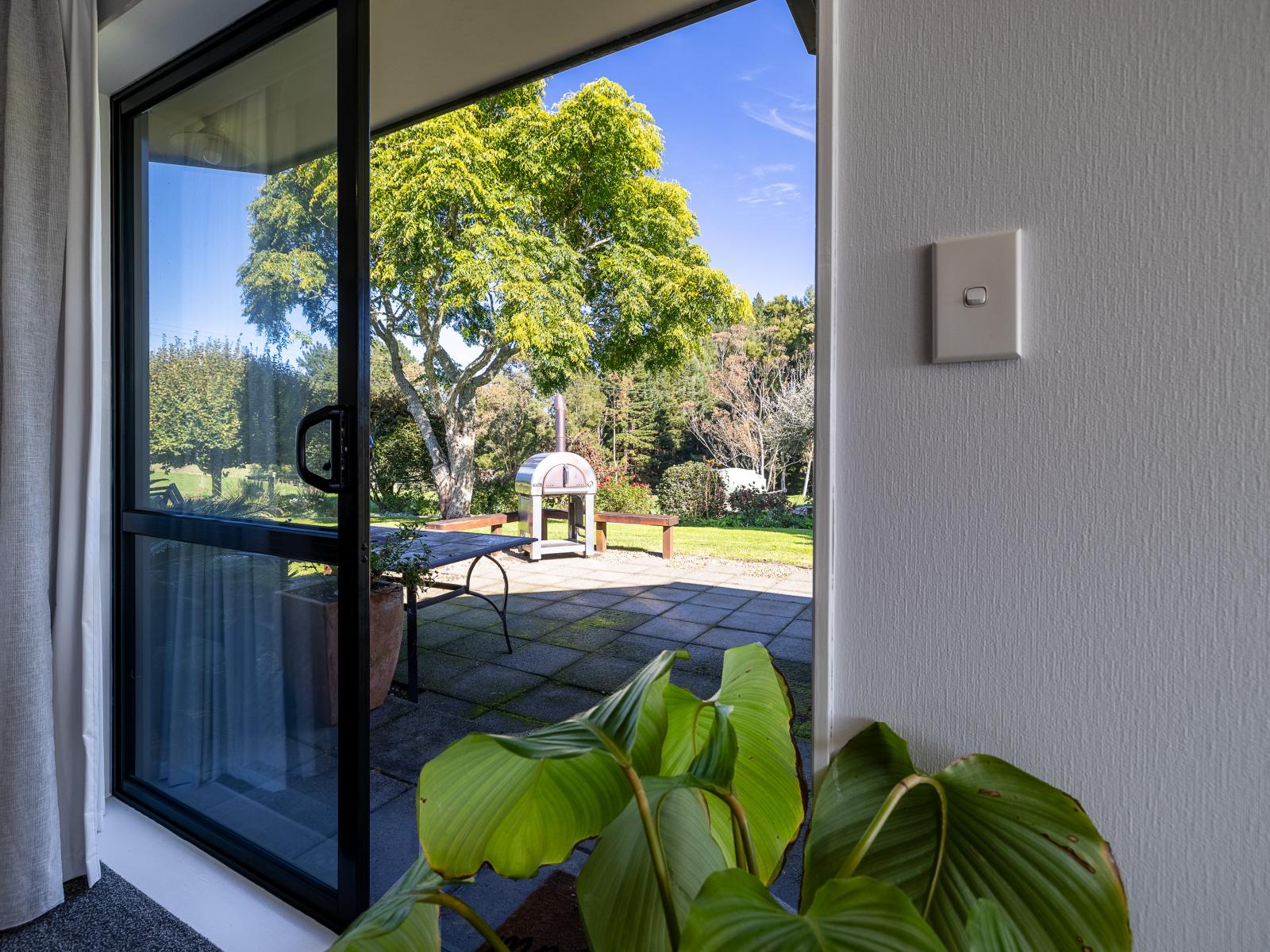 24 Rowe Road, Whatawhata