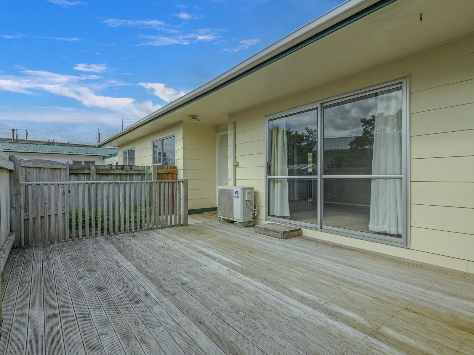 40 Geraldine Crescent, Cloverlea