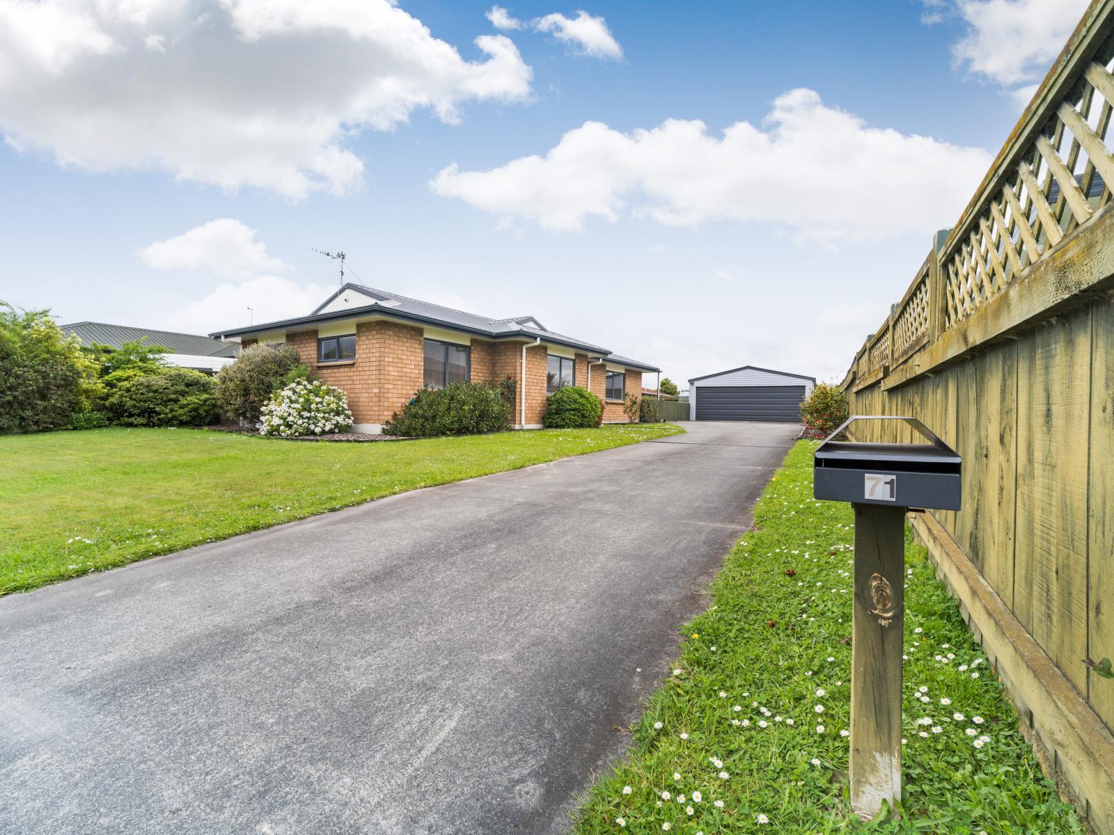 71 Rhodes Drive, Kelvin Grove