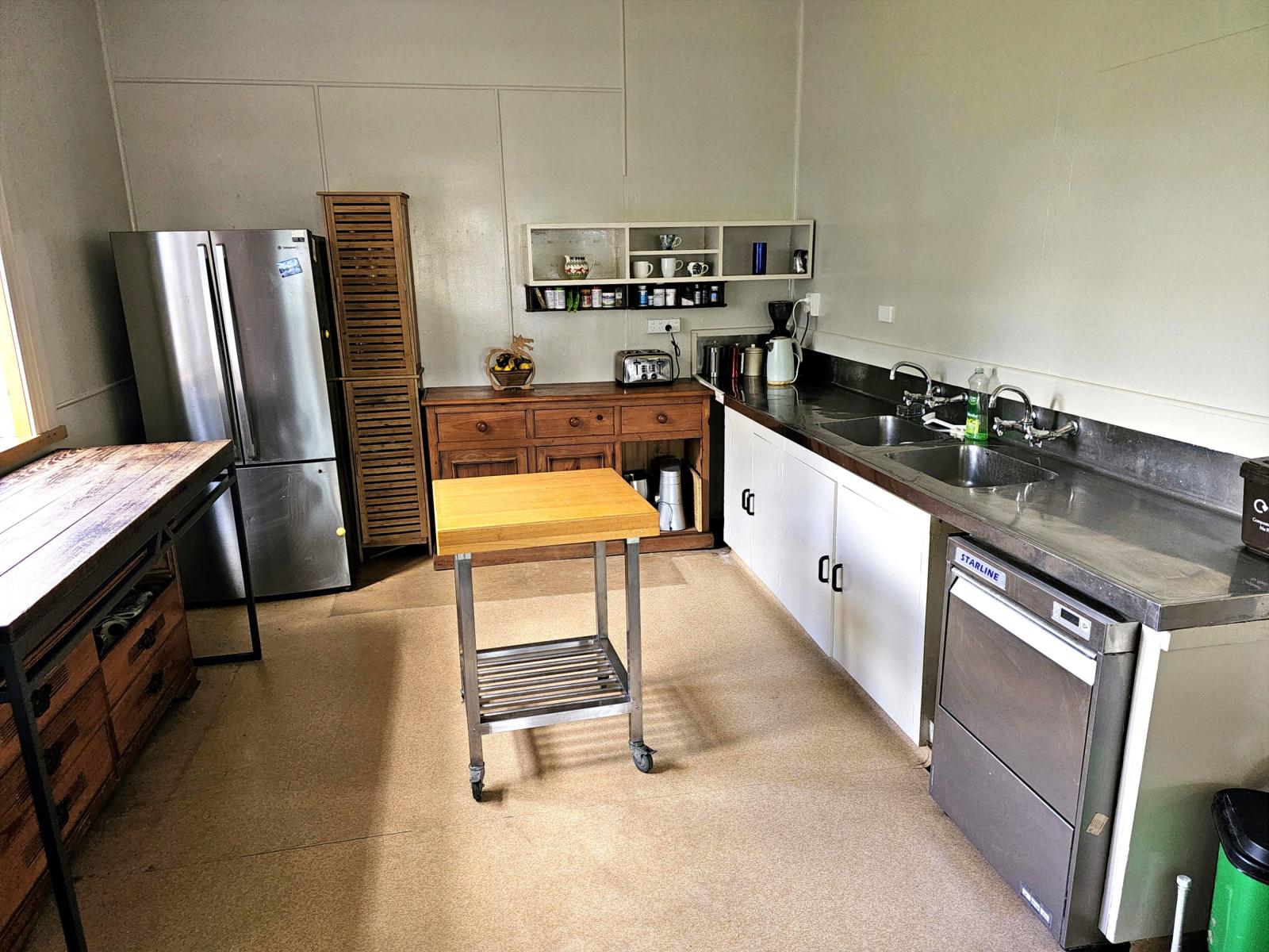 2/831  Fairdown Road, Westport