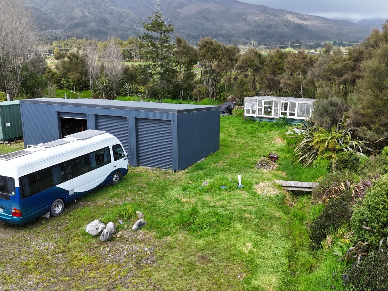 2/831  Fairdown Road, Westport