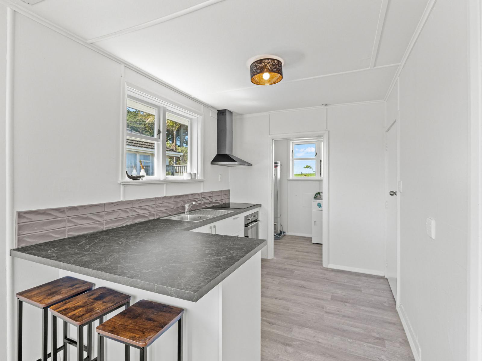 6 Tui Place, Gonville