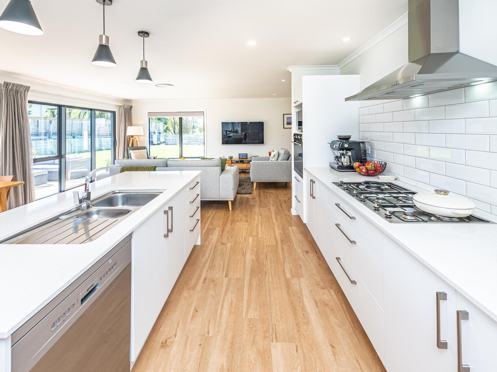 25 Tirimoana Place, Otamatea