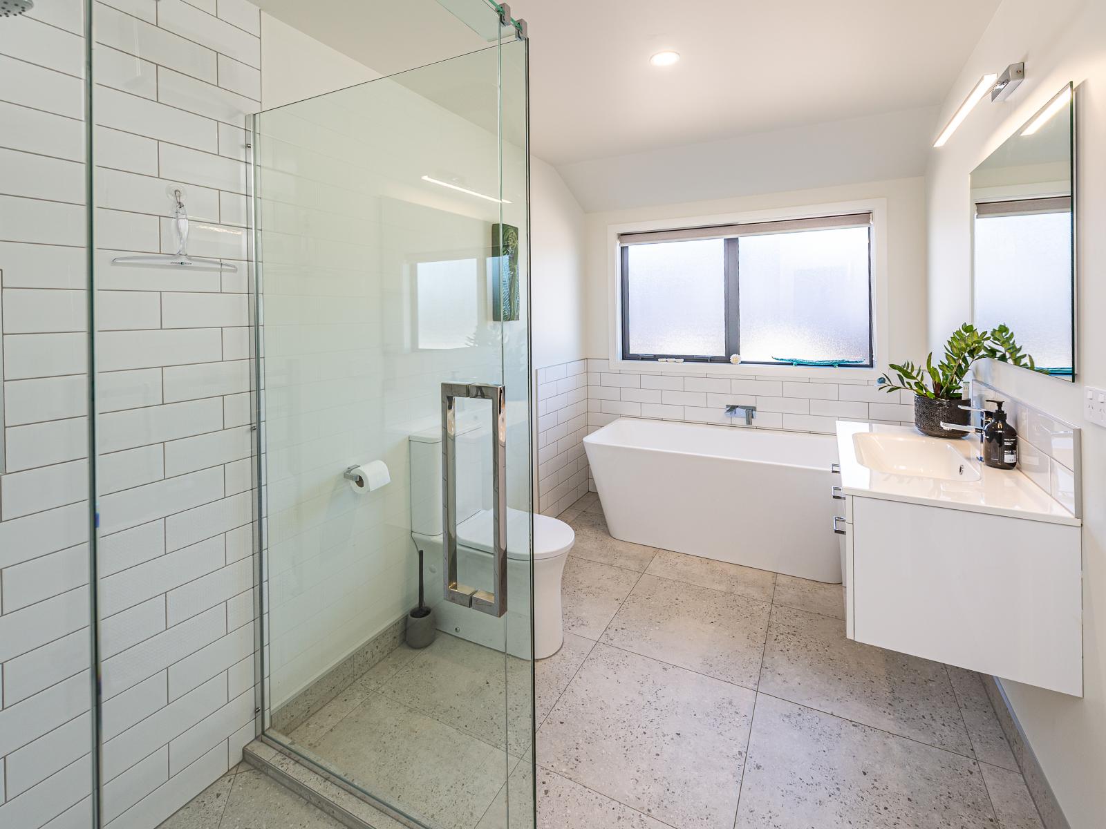 25 Tirimoana Place, Otamatea