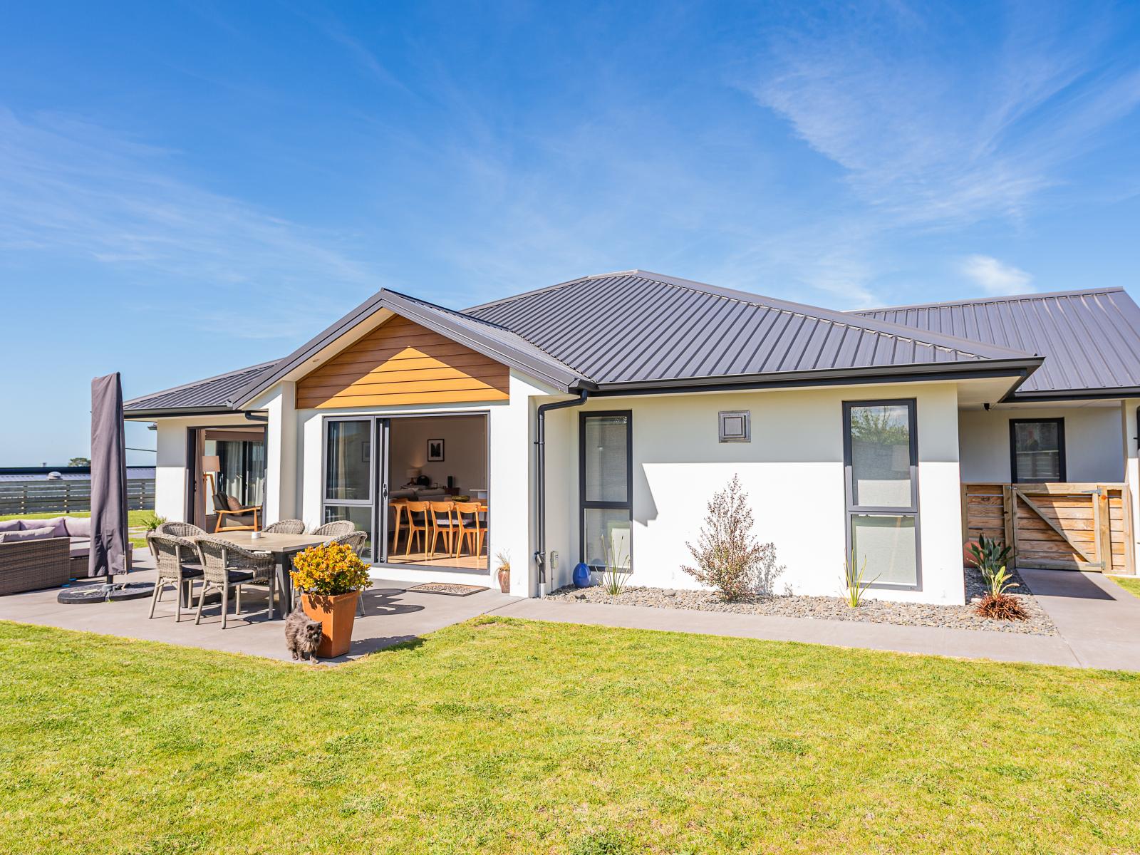 25 Tirimoana Place, Otamatea