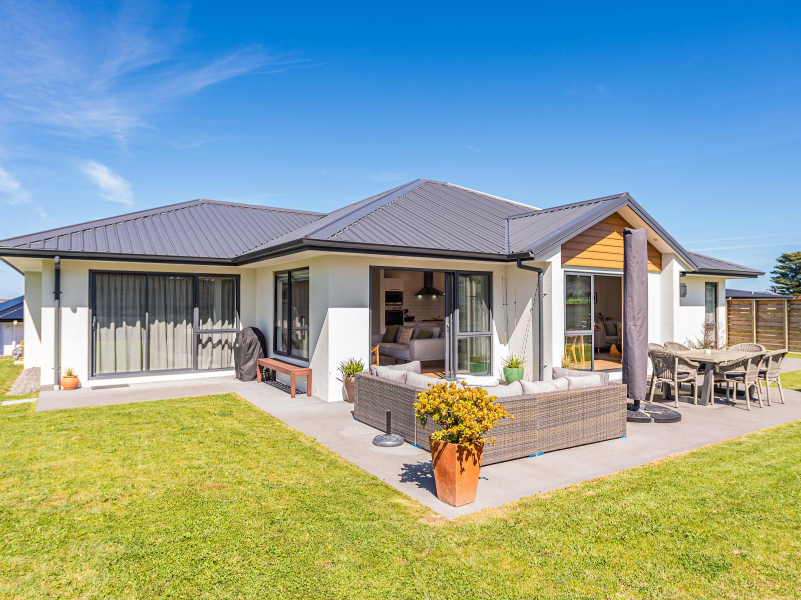 25 Tirimoana Place, Otamatea