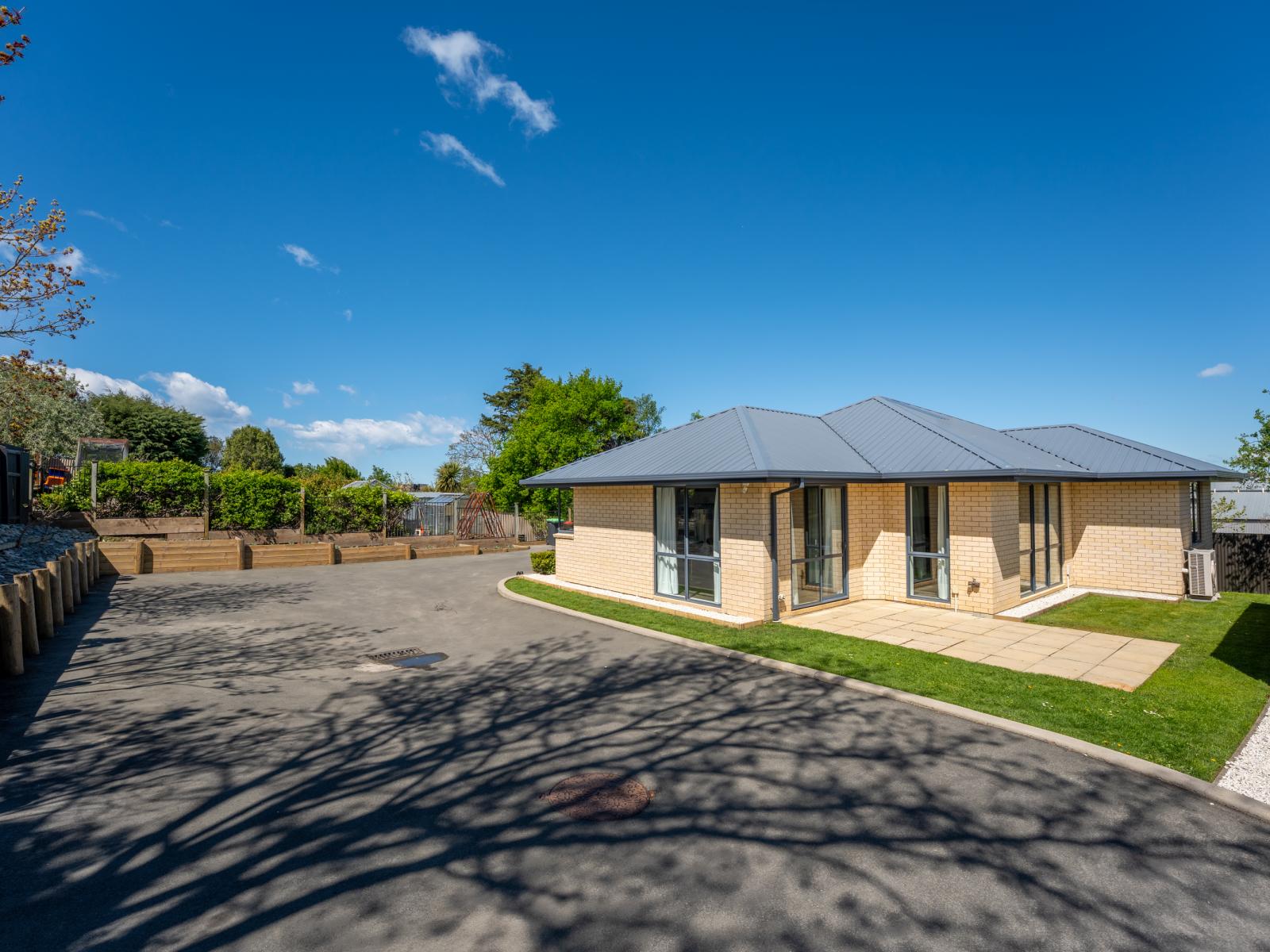 8A Jellicoe Street, Oceanview