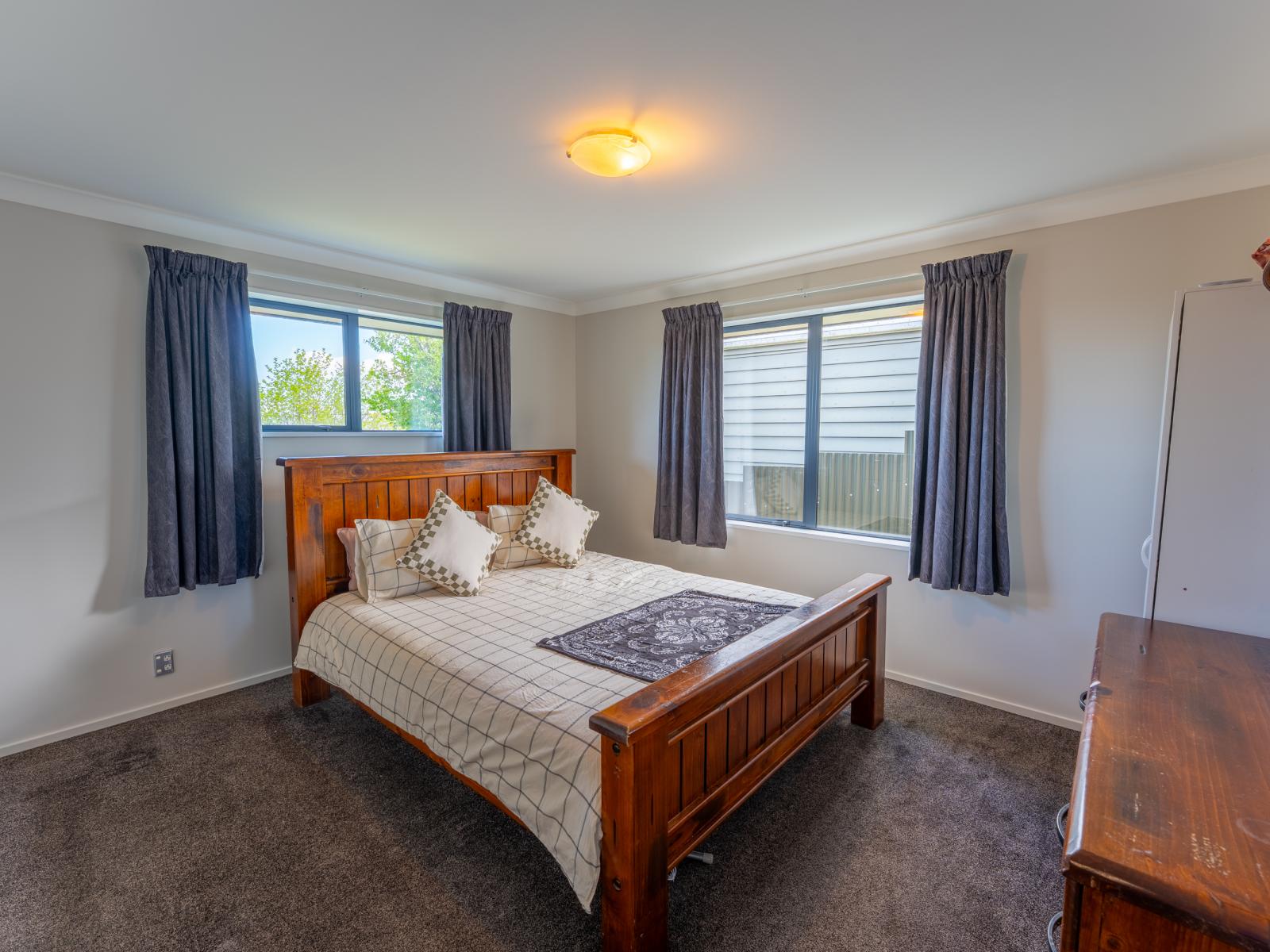 8A Jellicoe Street, Oceanview