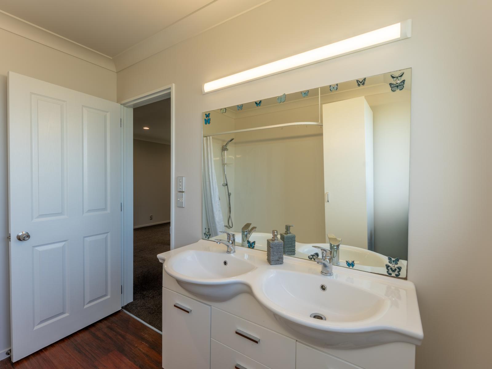 8A Jellicoe Street, Oceanview
