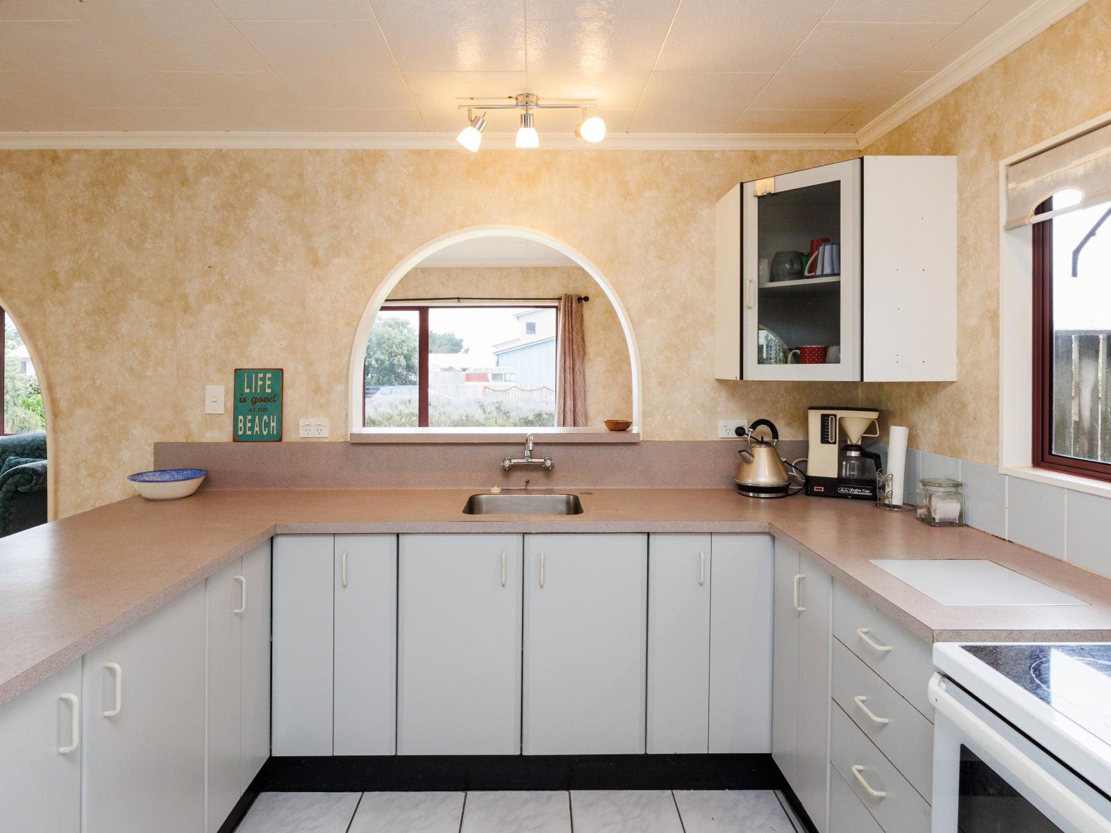 14 Te Kiri Street, Himatangi Beach