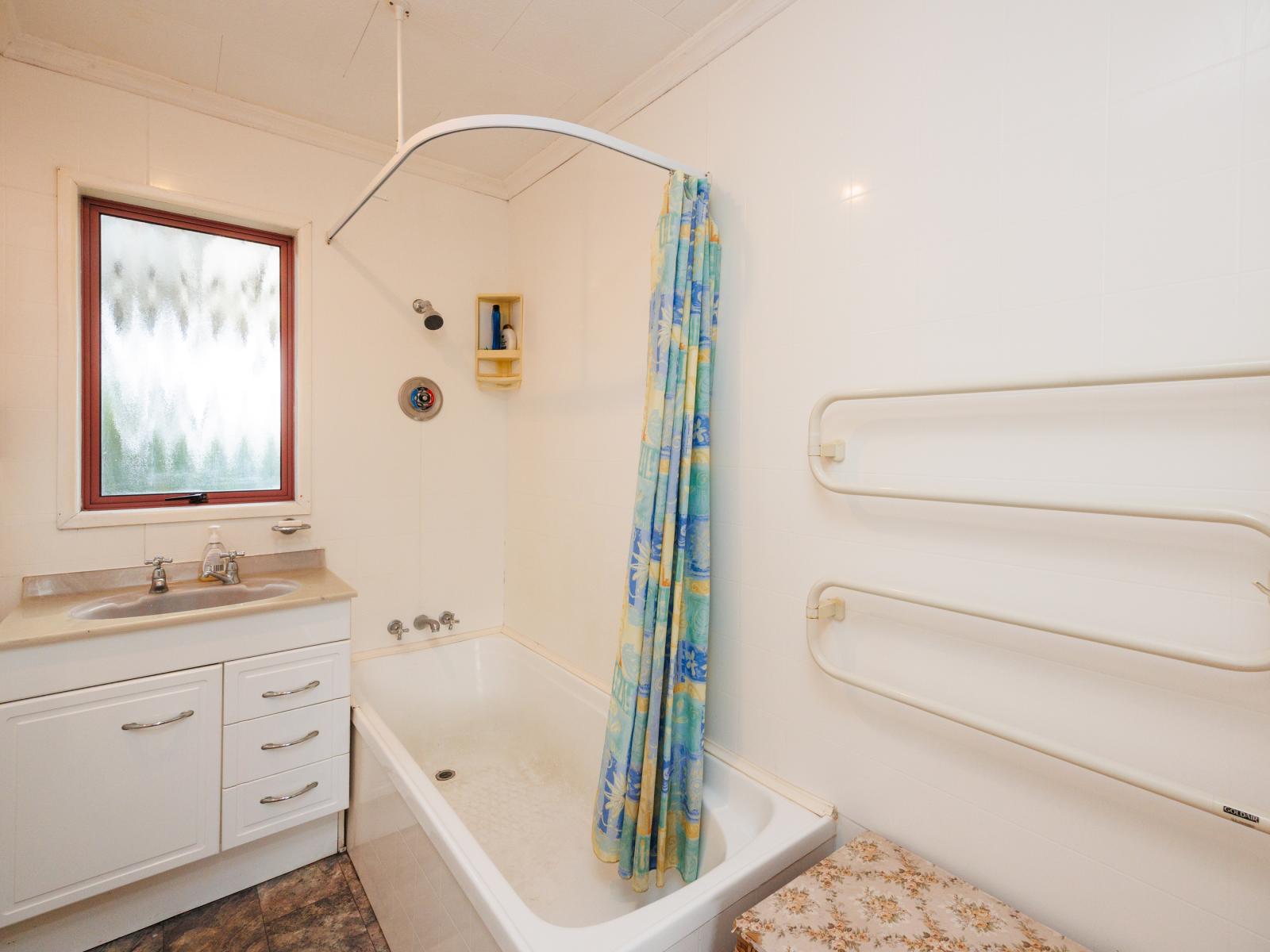 14 Te Kiri Street, Himatangi Beach