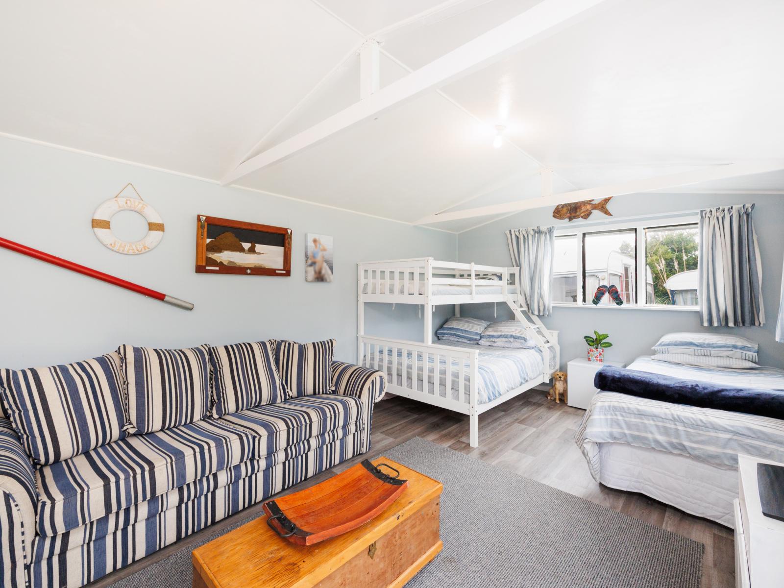 7 Chaffey Street, Foxton Beach