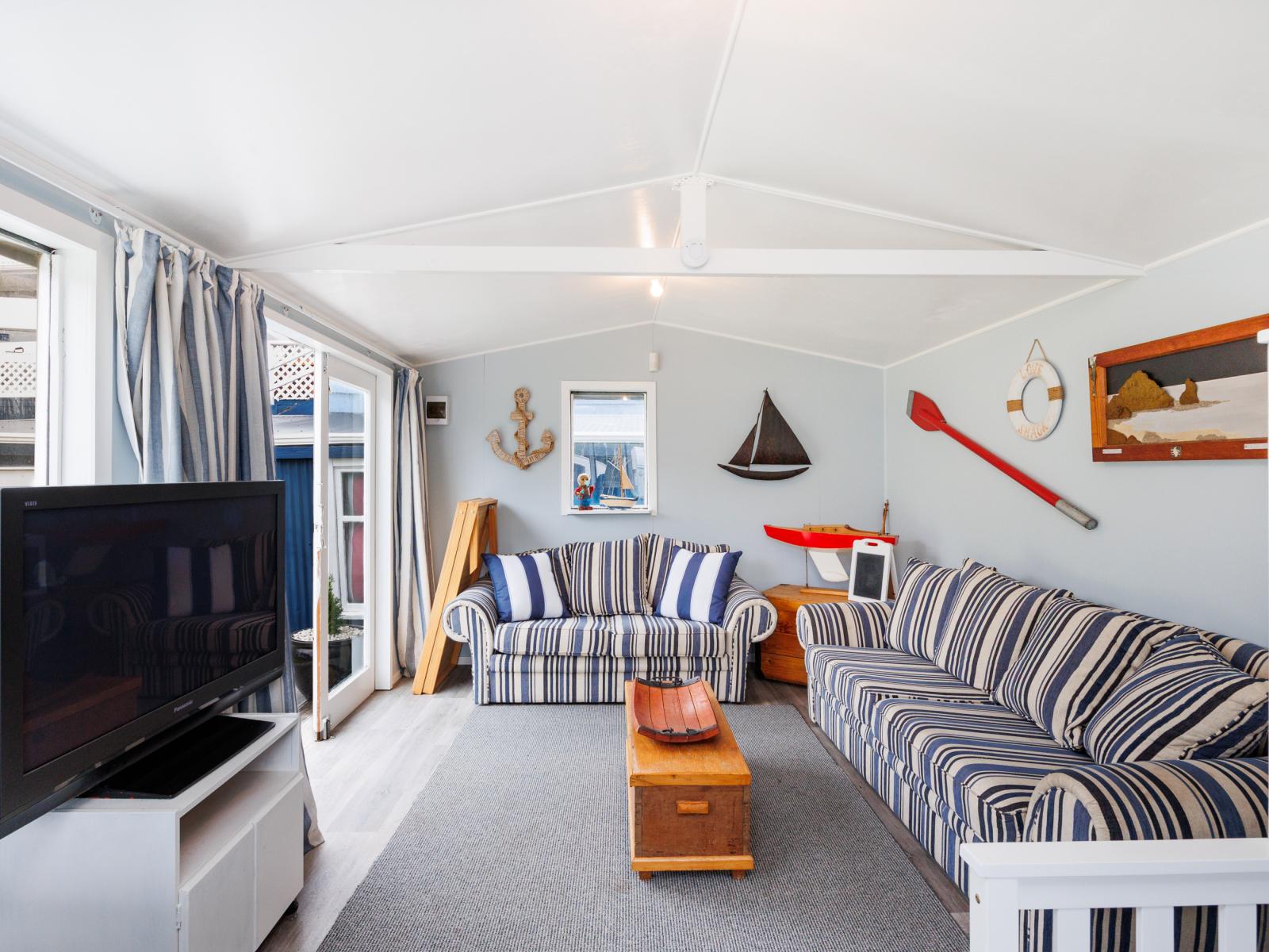7 Chaffey Street, Foxton Beach