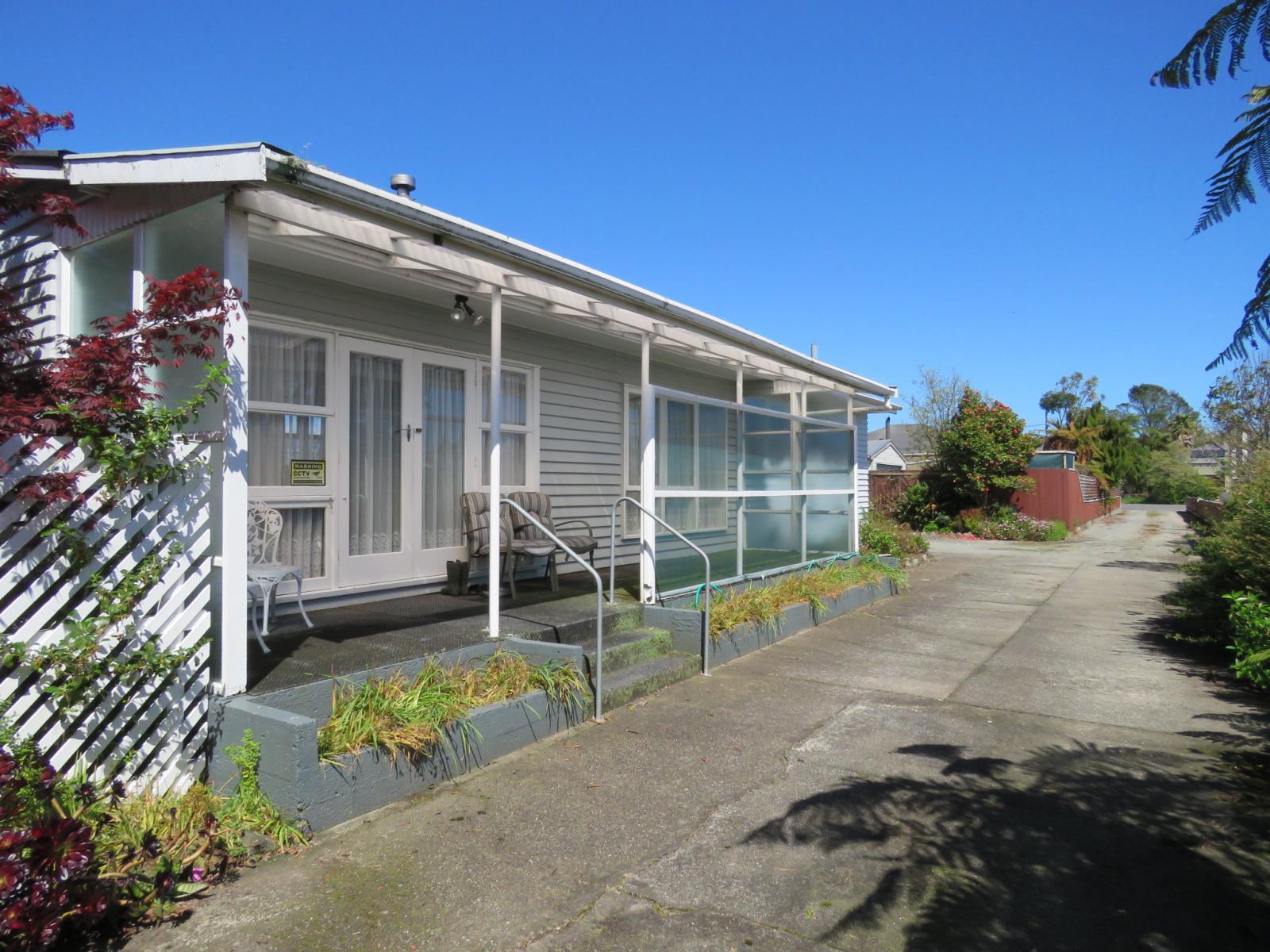 141A Derby Street, Westport