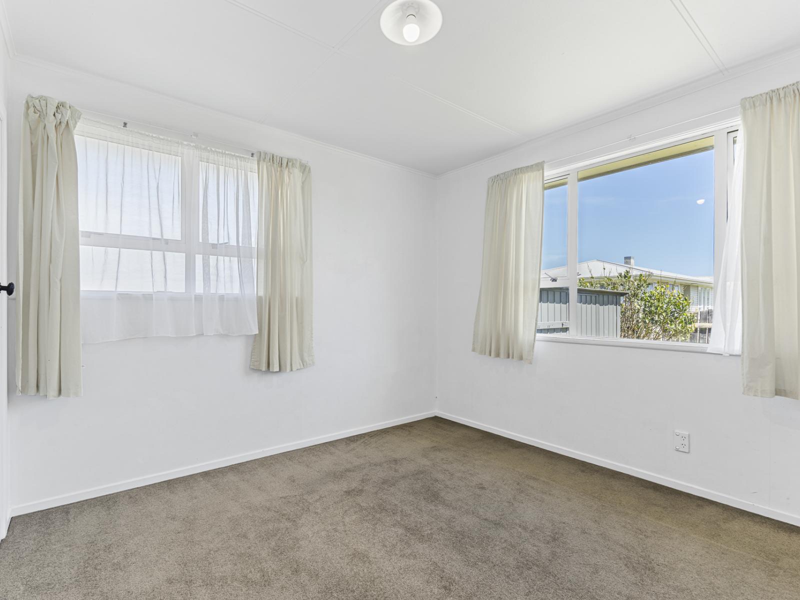 14 Tohora Place, Spotswood