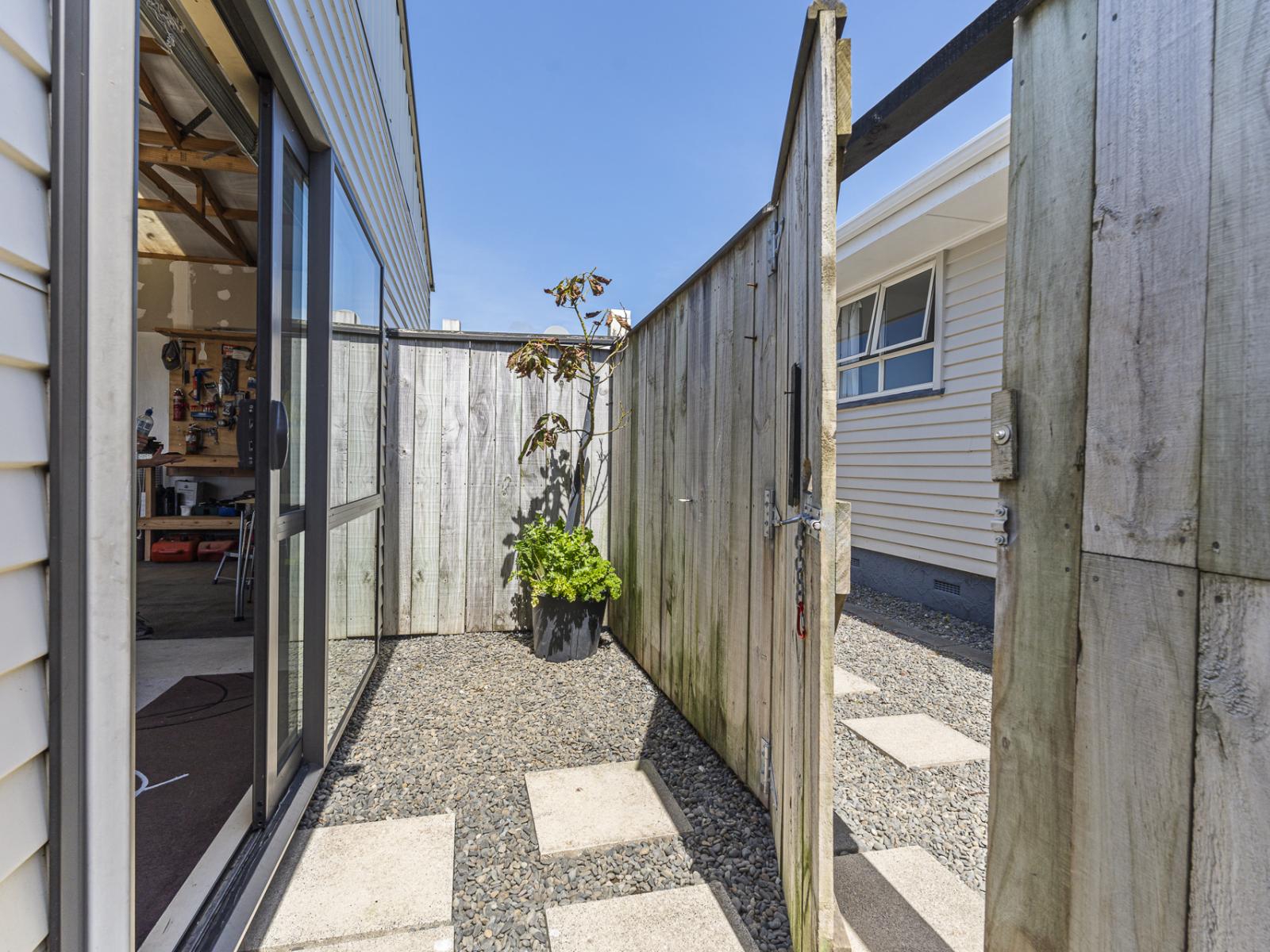 14 Tohora Place, Spotswood