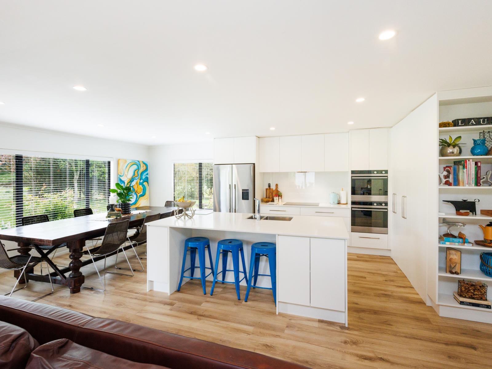 31 Kahuterawa Road, Turitea