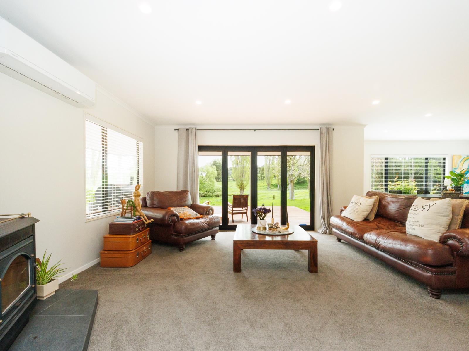 31 Kahuterawa Road, Turitea