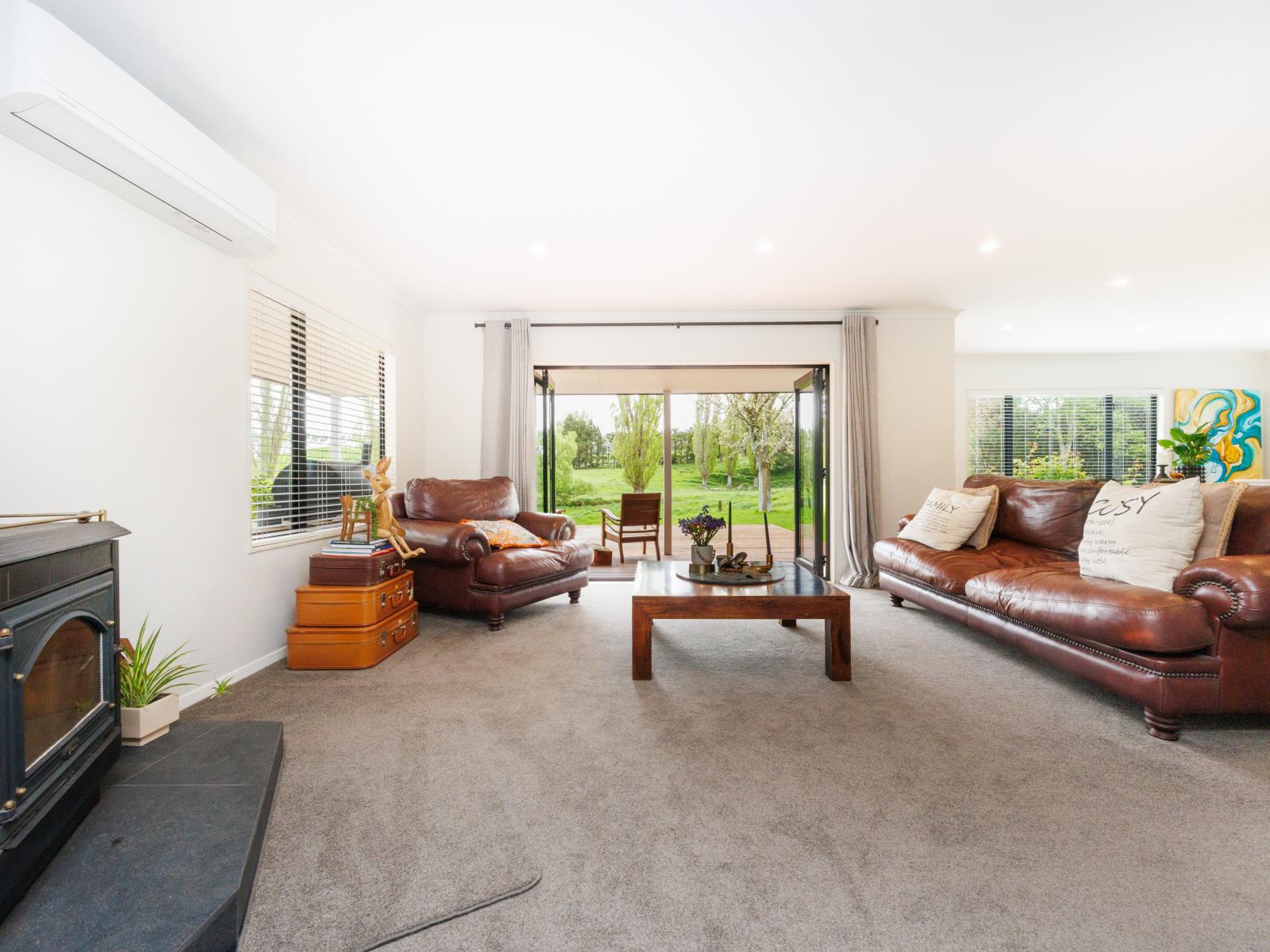 31 Kahuterawa Road, Turitea