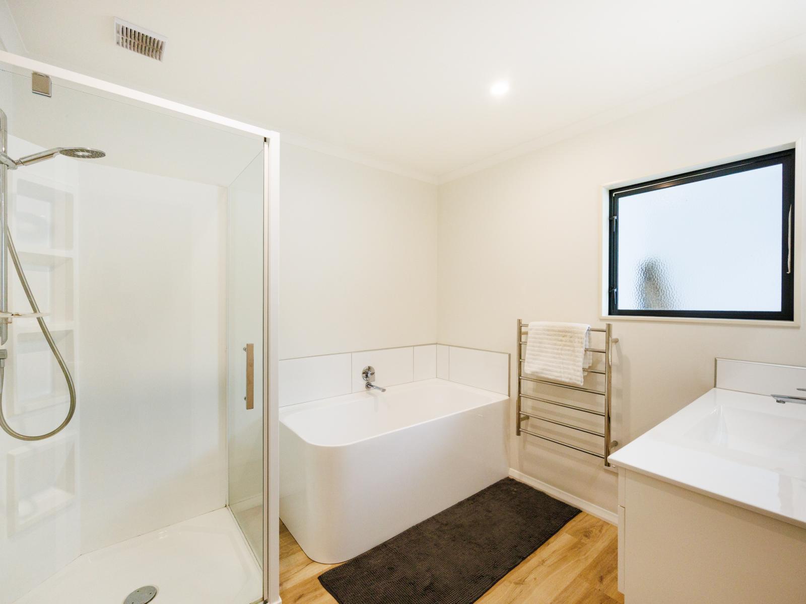 31 Kahuterawa Road, Turitea