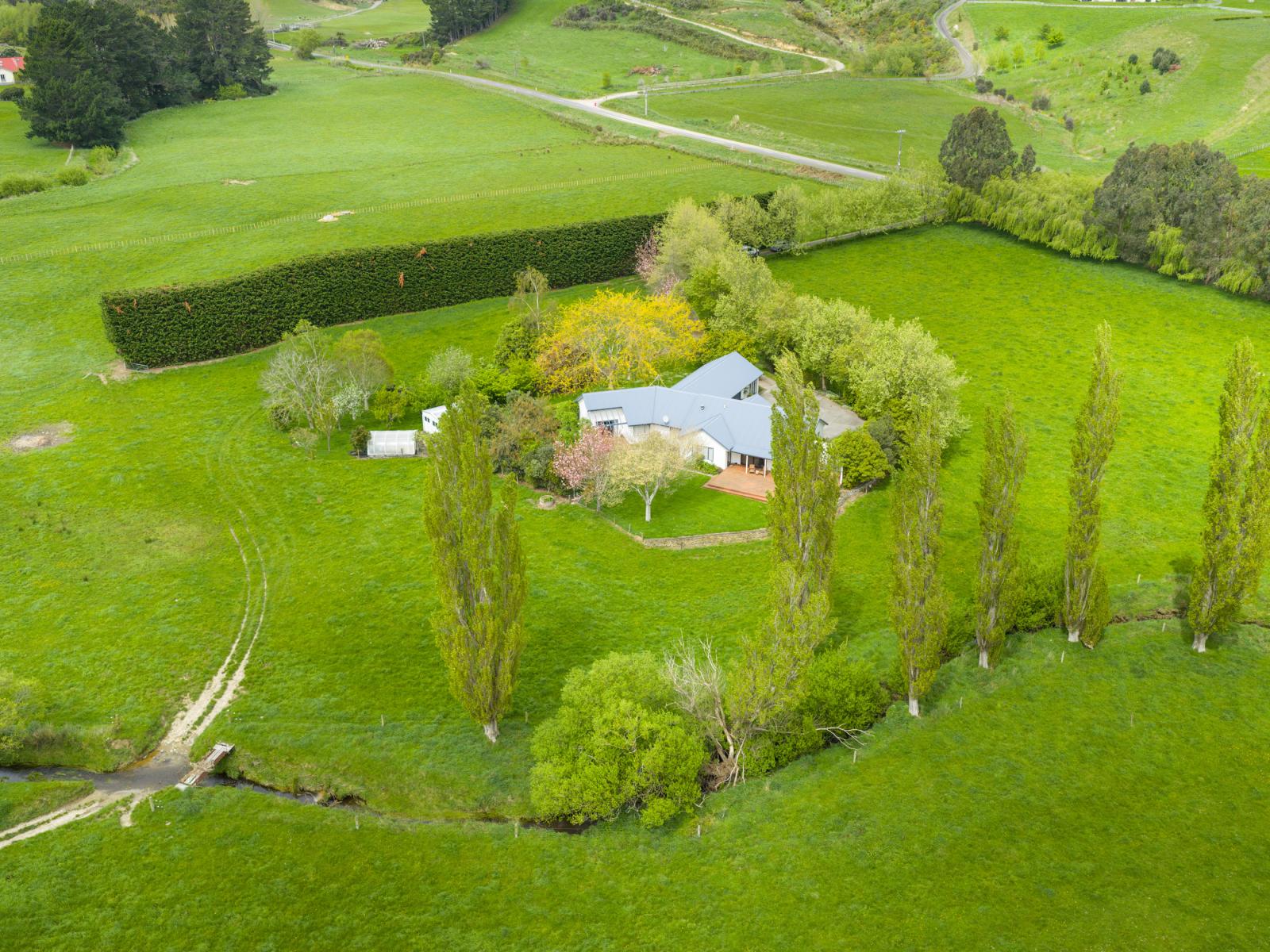 31 Kahuterawa Road, Turitea