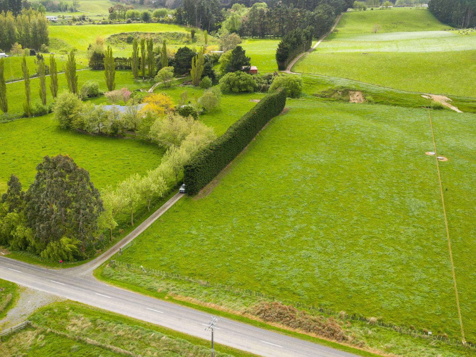 31 Kahuterawa Road, Turitea