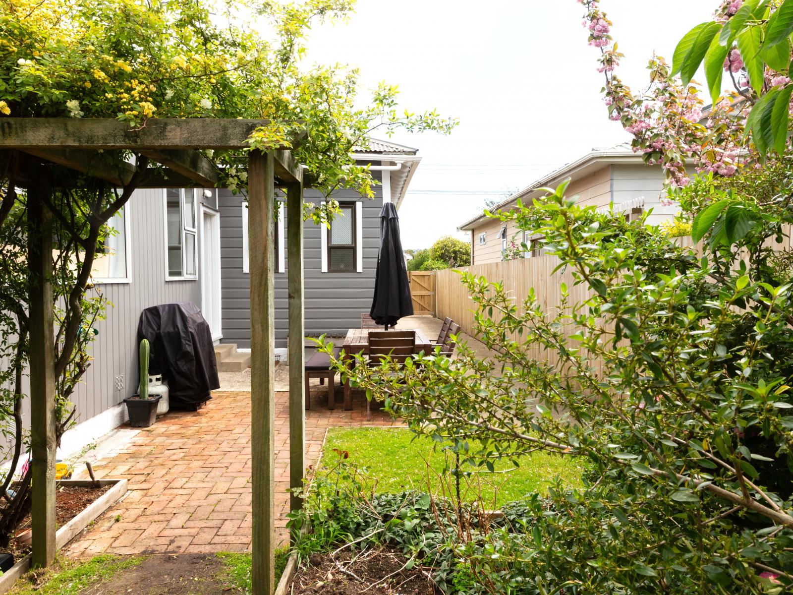 64 Botha Street, Tainui