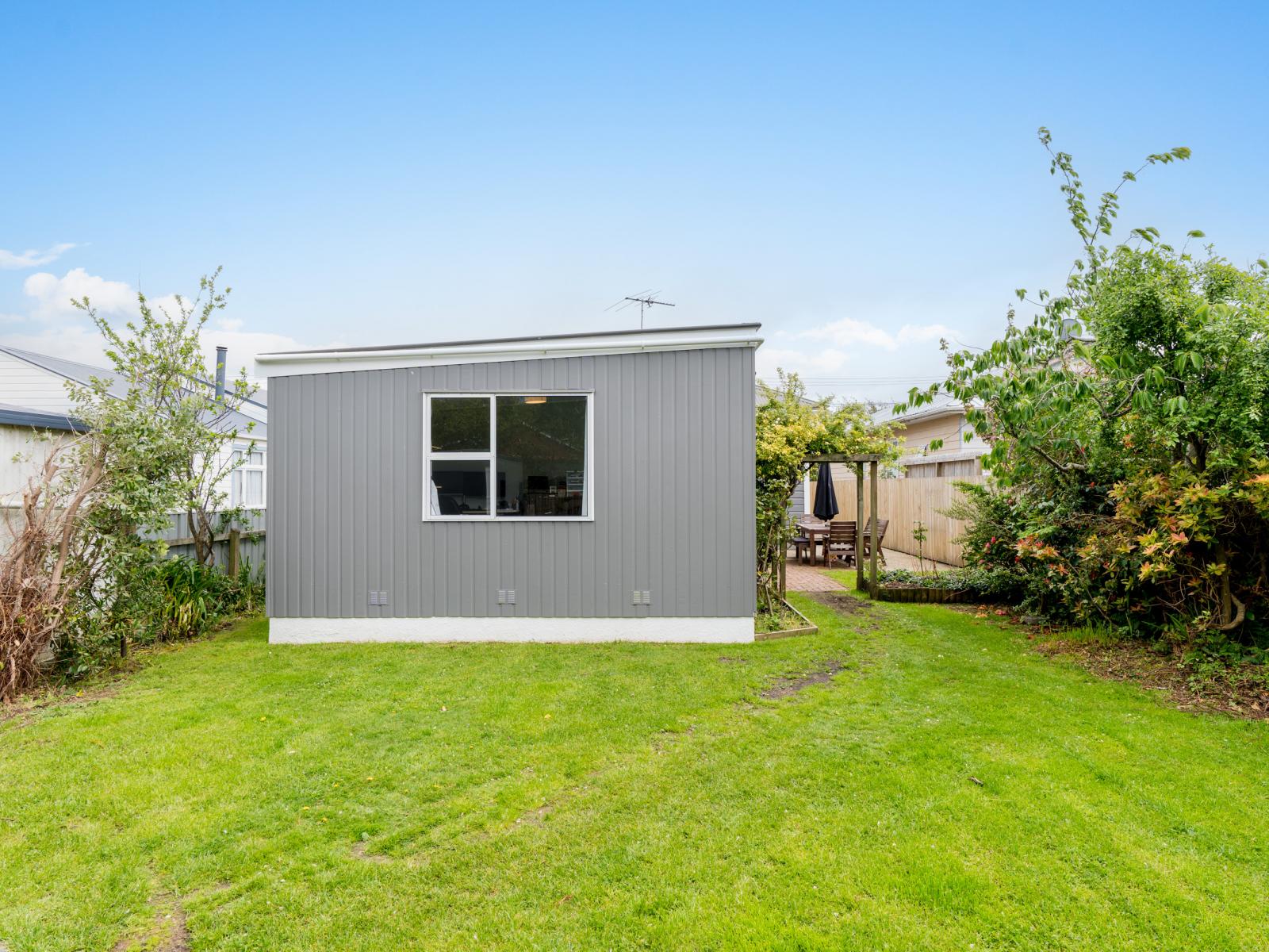 64 Botha Street, Tainui