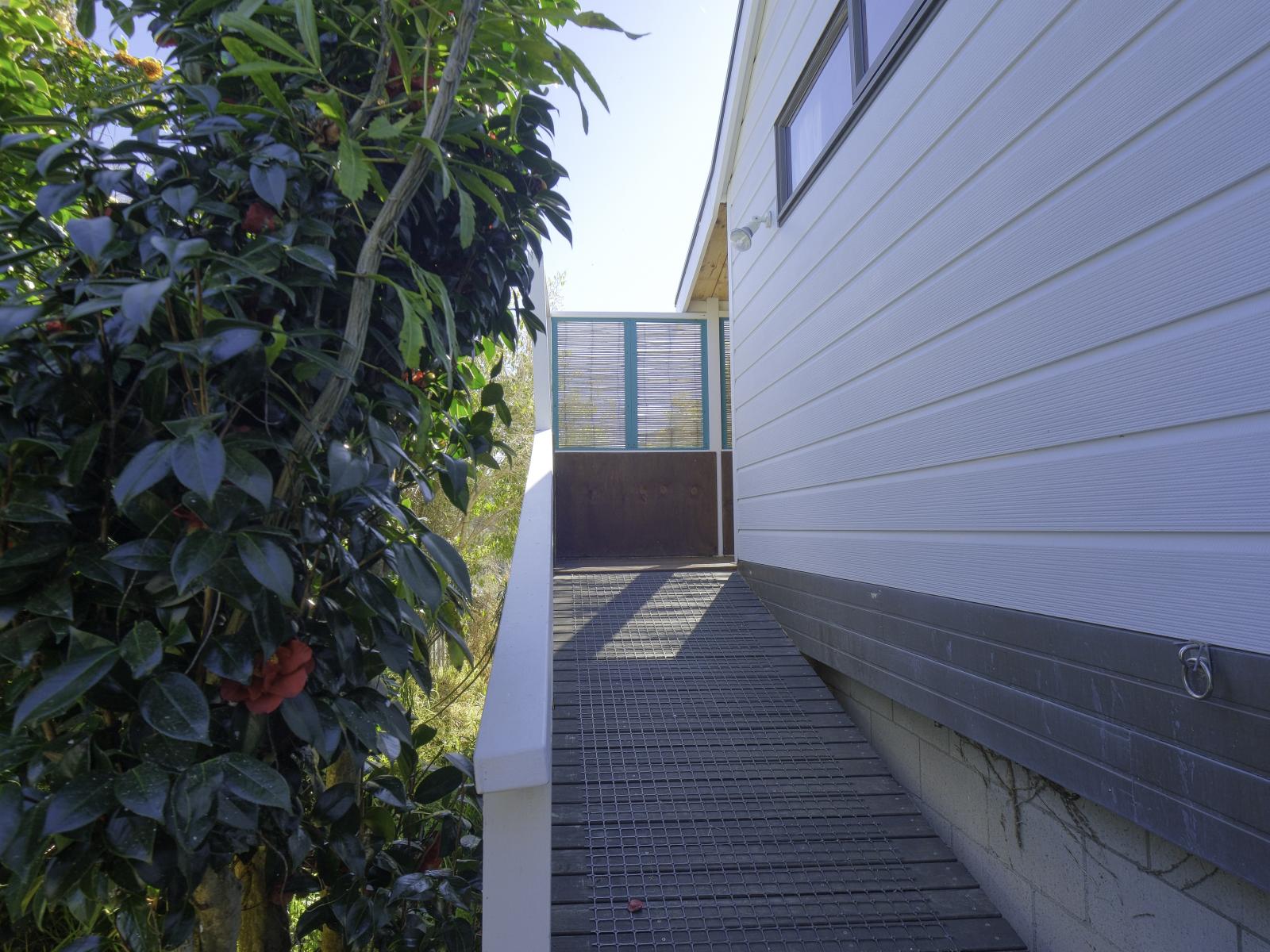 23 Riverbank Road, Okoia