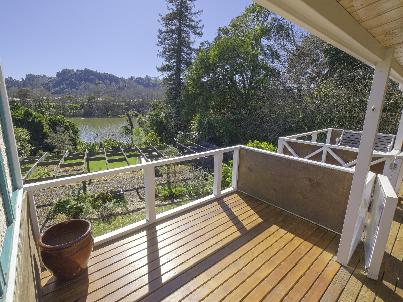 23 Riverbank Road, Okoia