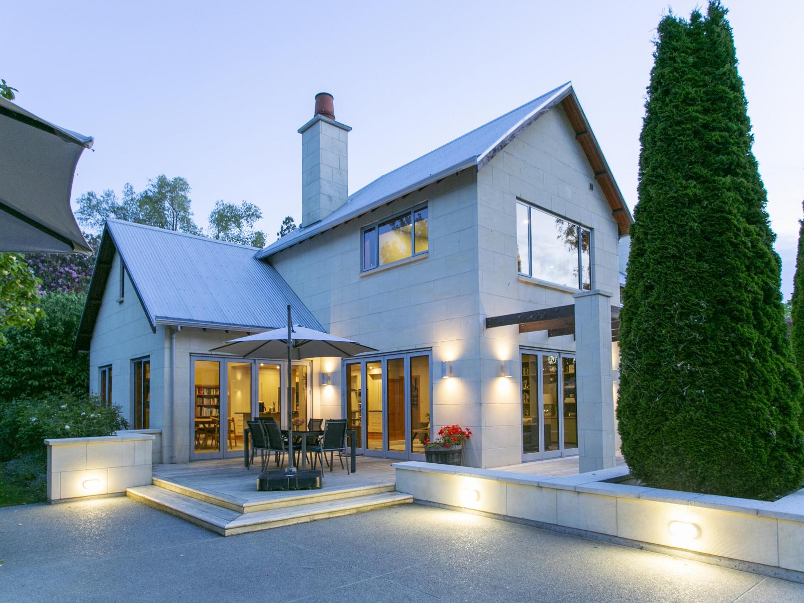 100 Beach Road East, Ashburton