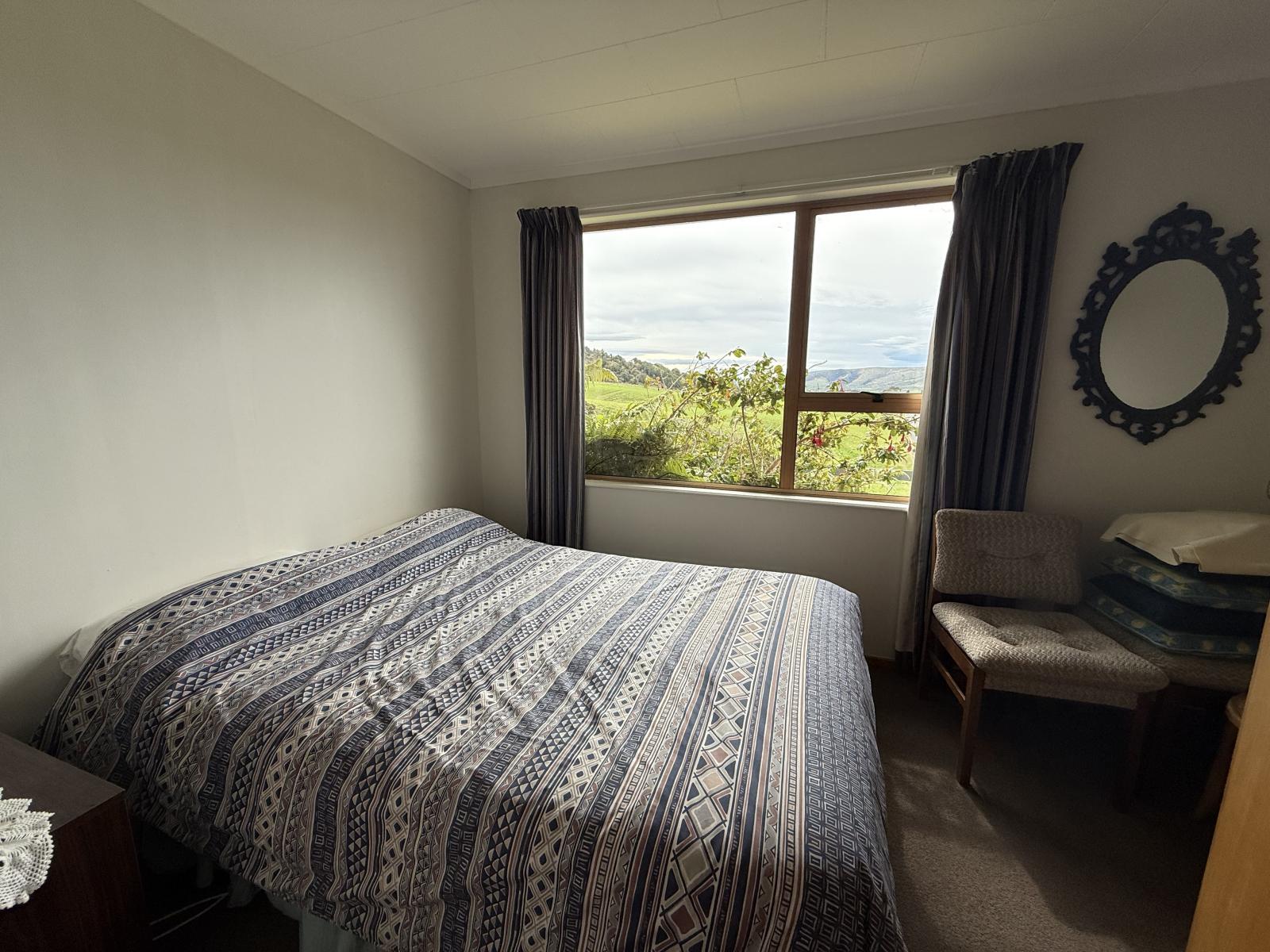 112 Waikawa Curio Bay Road, Waikawa
