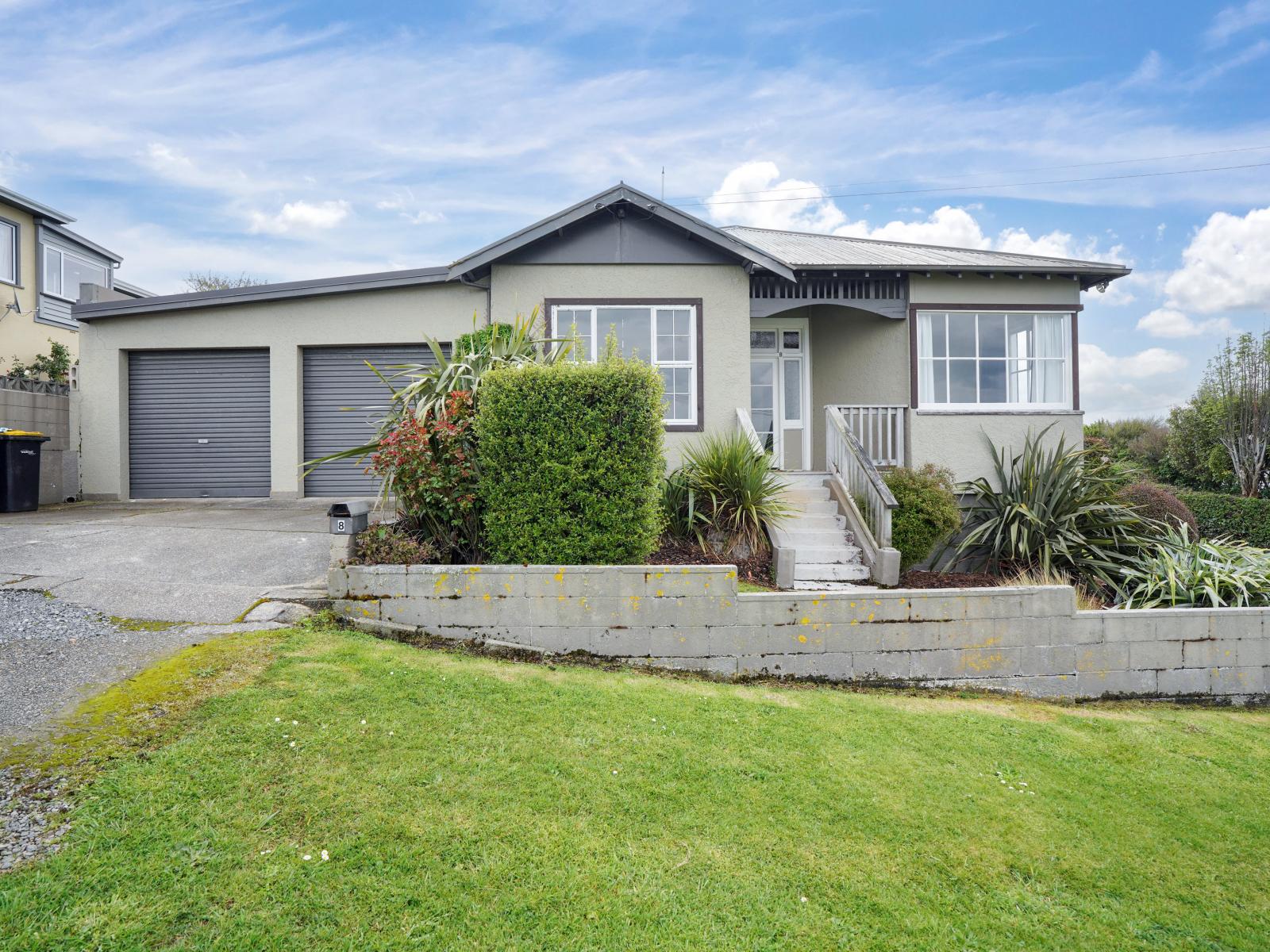 8 Osborne Street, Riverton